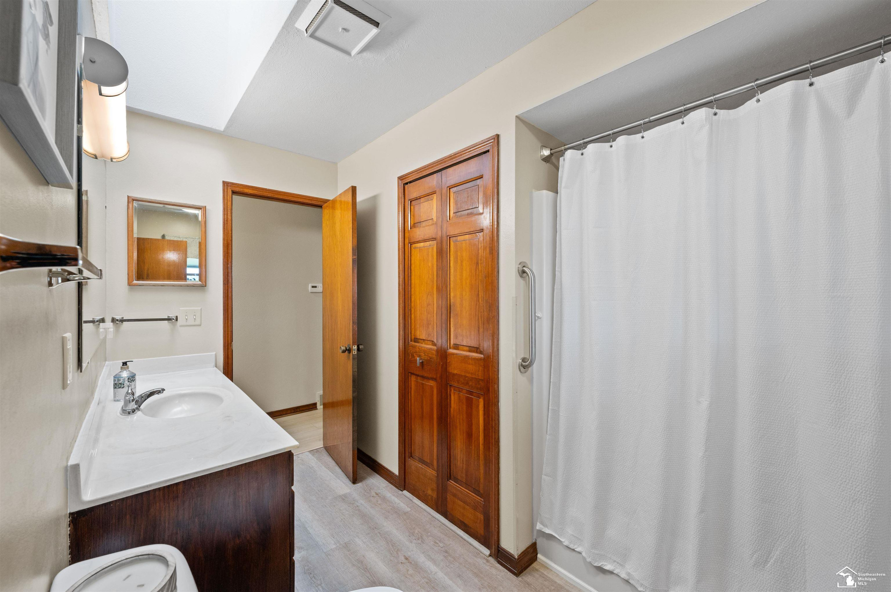 1006 E Temperance Road, Temperance, MI 48182 — Photo 24
