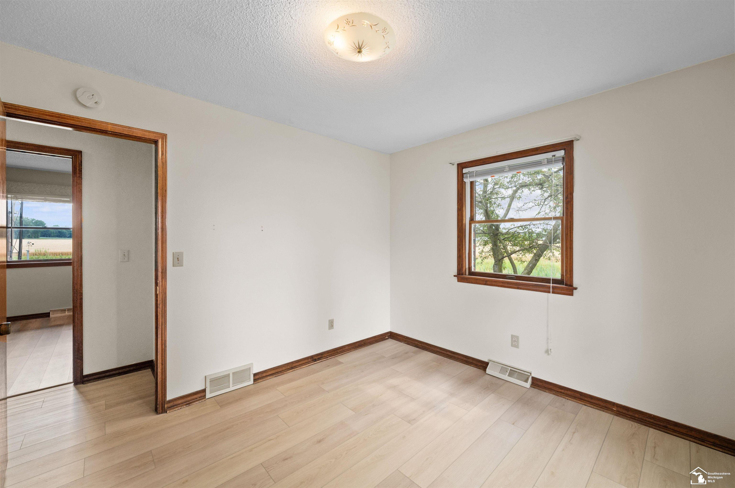 1006 E Temperance Road, Temperance, MI 48182 — Photo 28