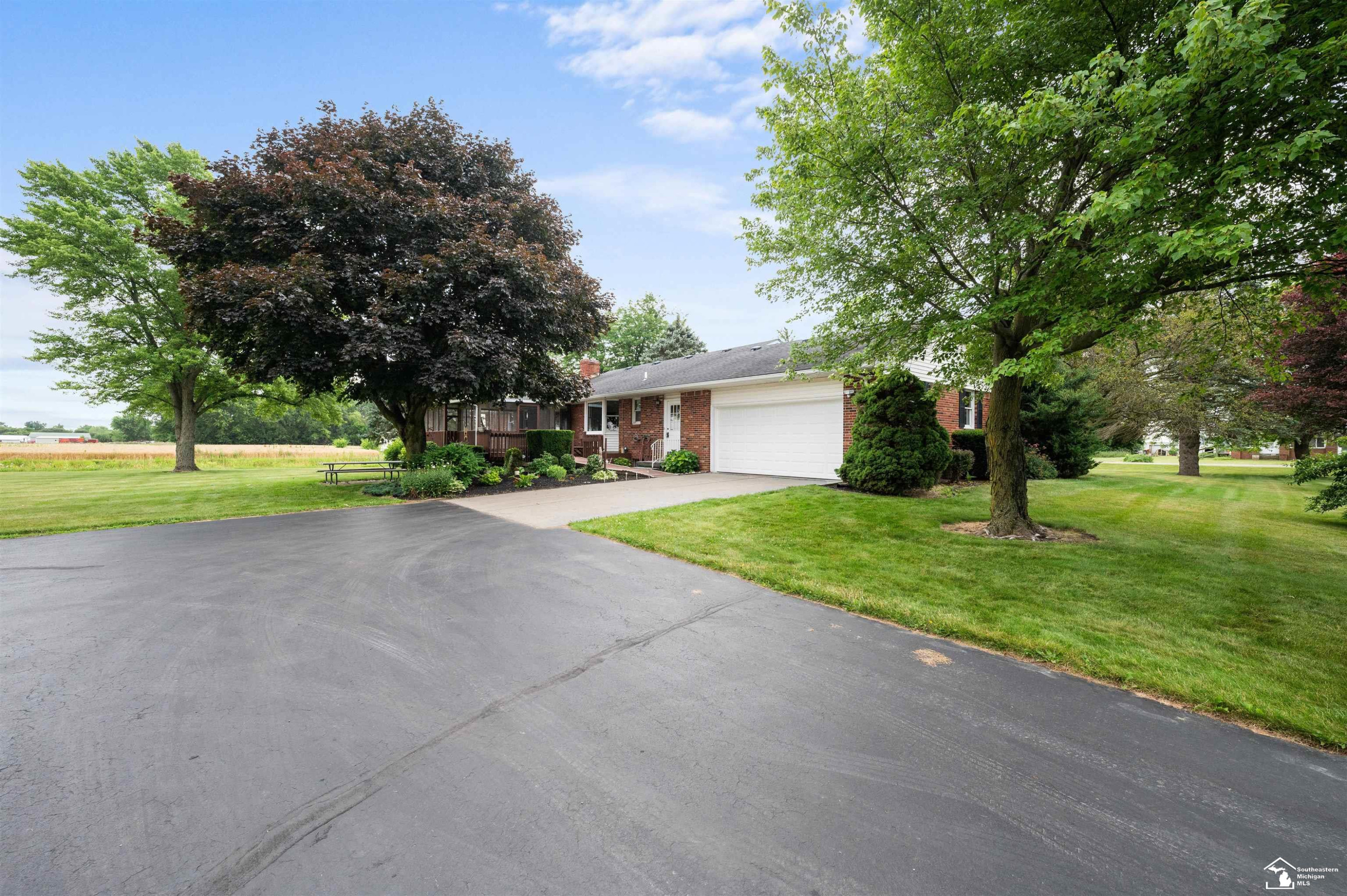 1006 E Temperance Road, Temperance, MI 48182 — Photo 37
