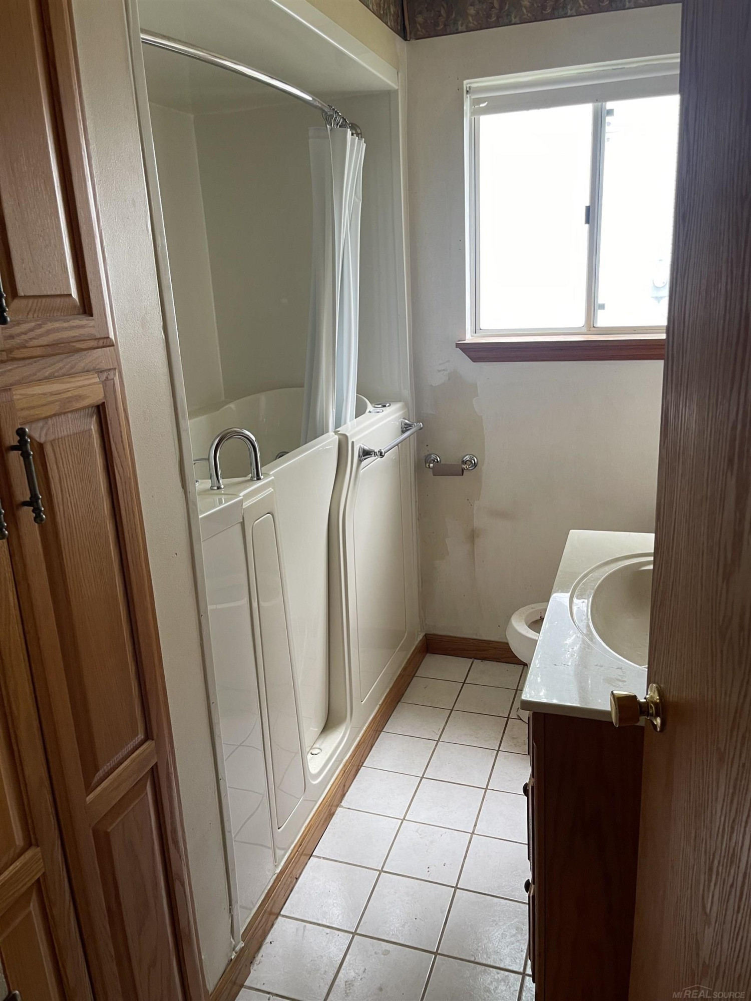 4292 Marr Avenue, Warren, MI 48091 — Photo 8
