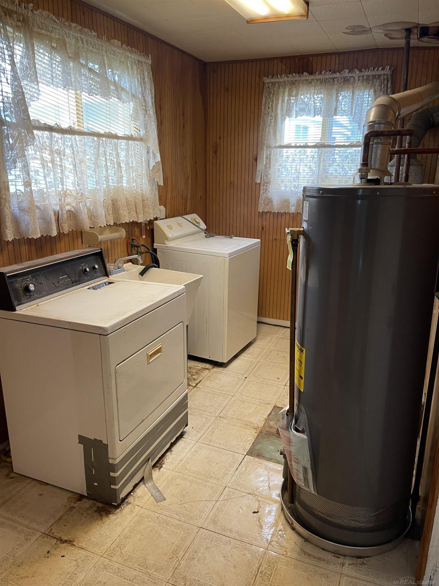 4292 Marr Avenue, Warren, MI 48091 — Photo 9