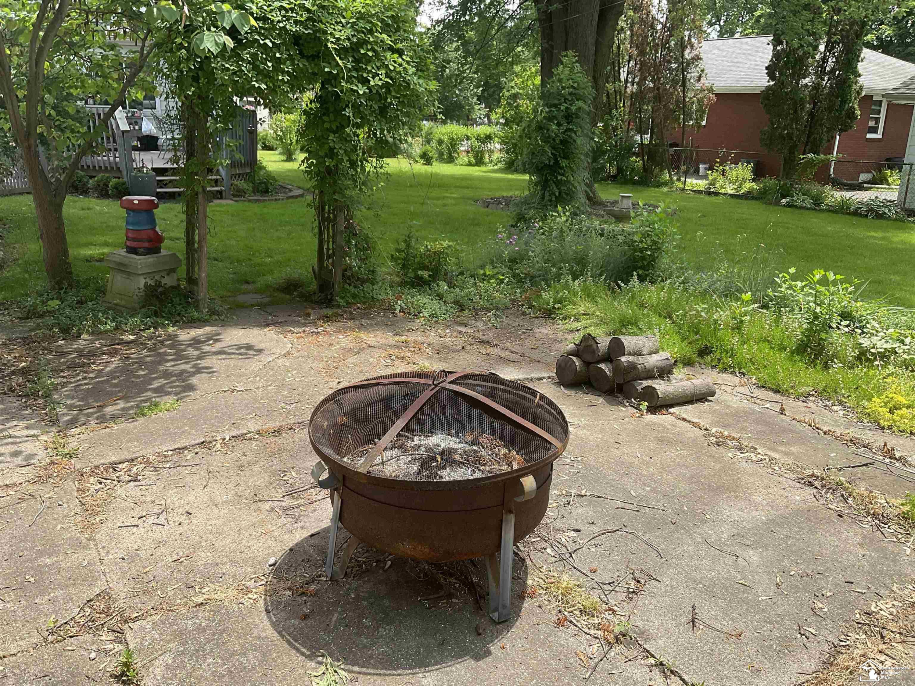 537 Riverview, Monroe, MI 48162 — Photo 12