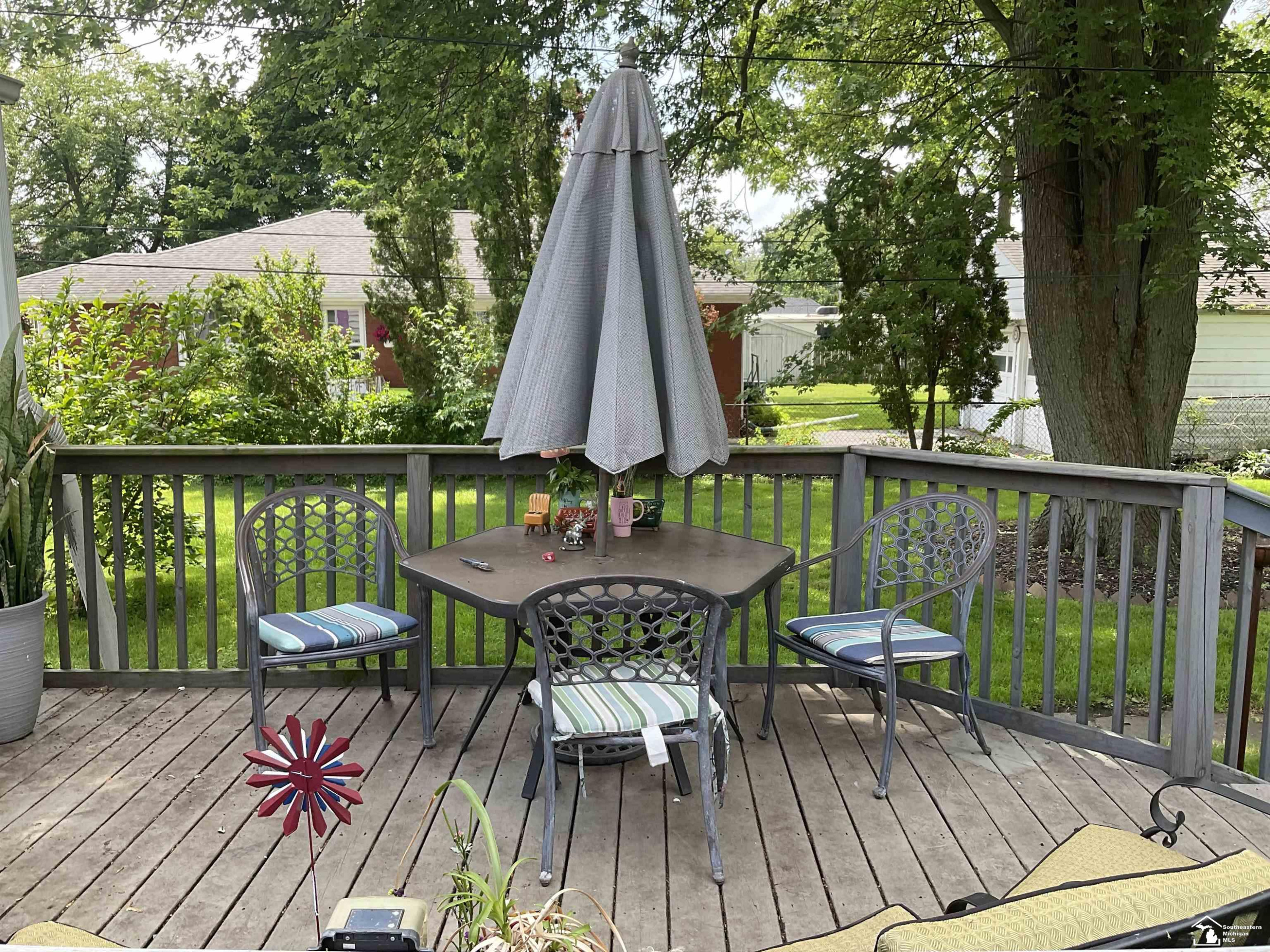 537 Riverview, Monroe, MI 48162 — Photo 14