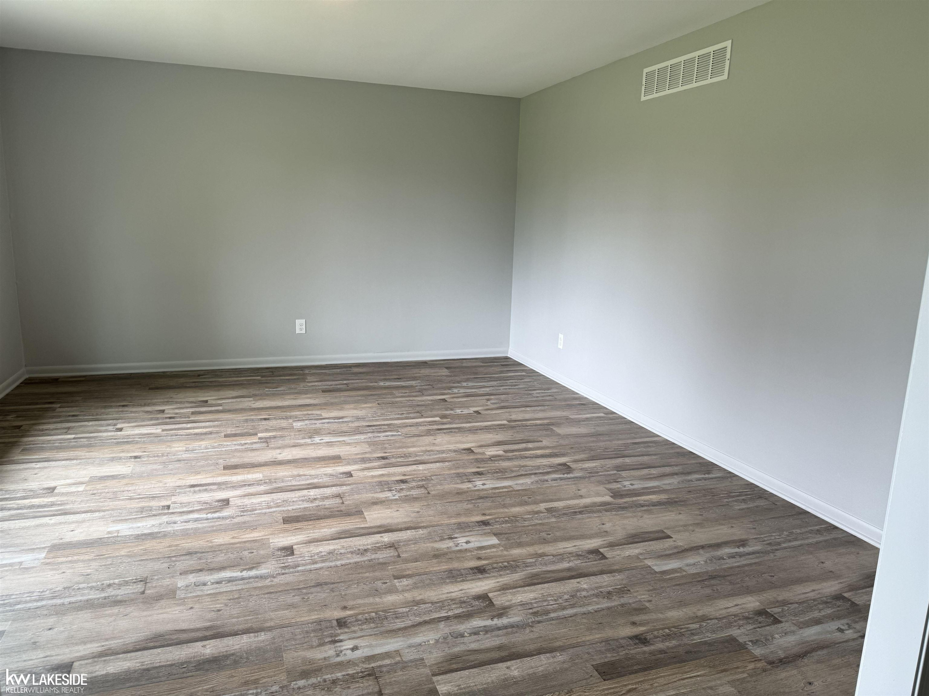 18177 26 Mile Road, MI — Photo 10