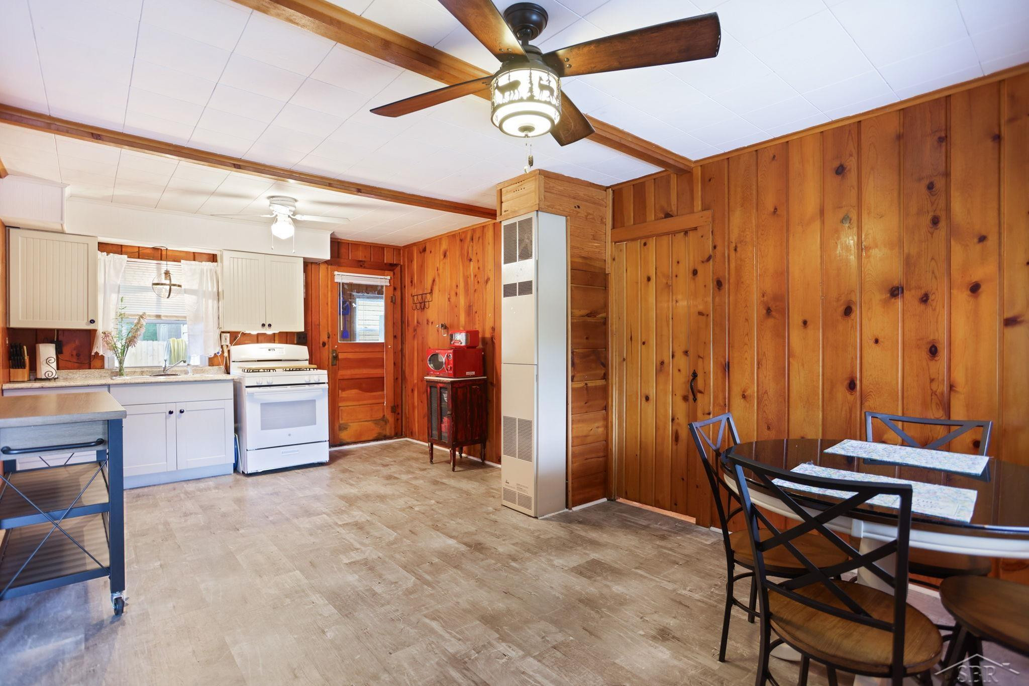 625 E Sun Oil, Gladwin, MI 48624 — Photo 12