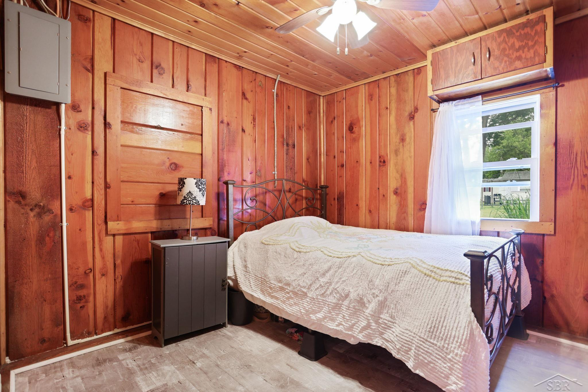 625 E Sun Oil, Gladwin, MI 48624 — Photo 19