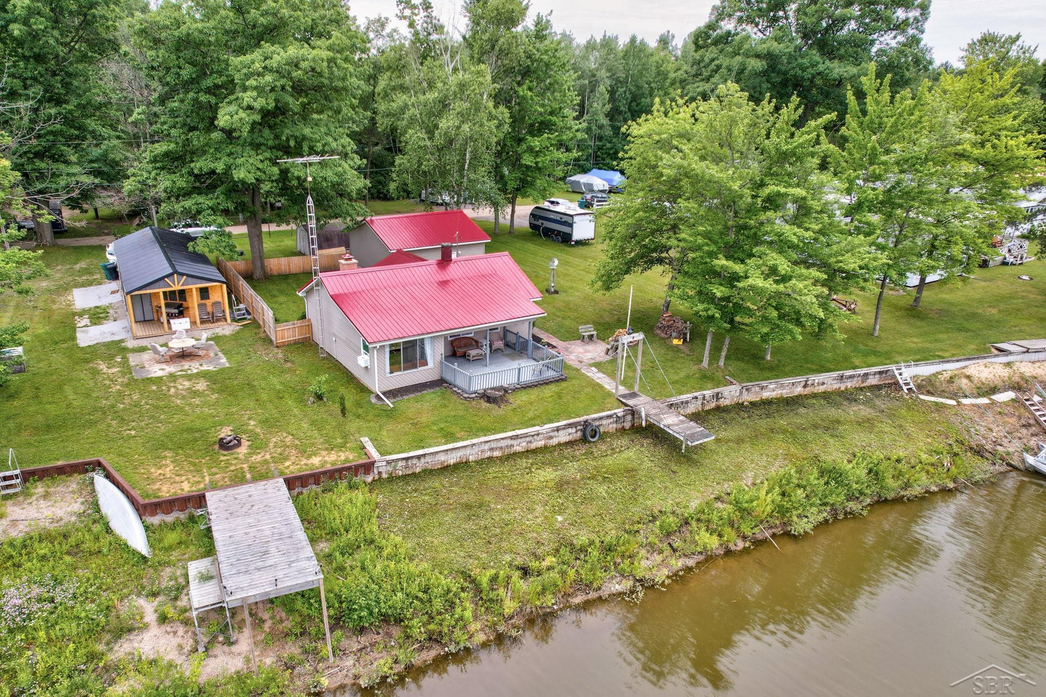 625 E Sun Oil, Gladwin, MI 48624 — Photo 40