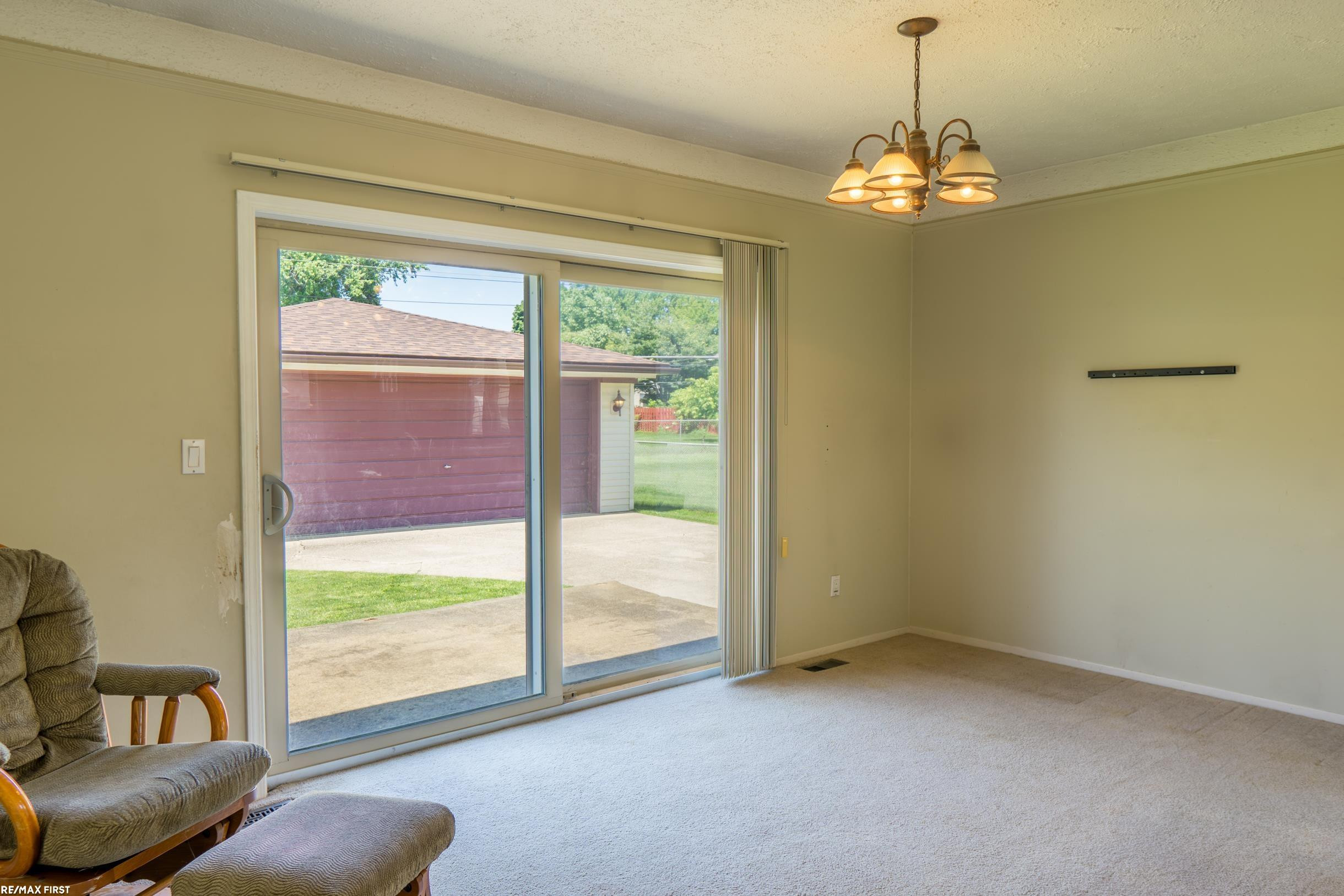 8655 Alwardt Drive, Sterling Heights, MI 48313 — Photo 12