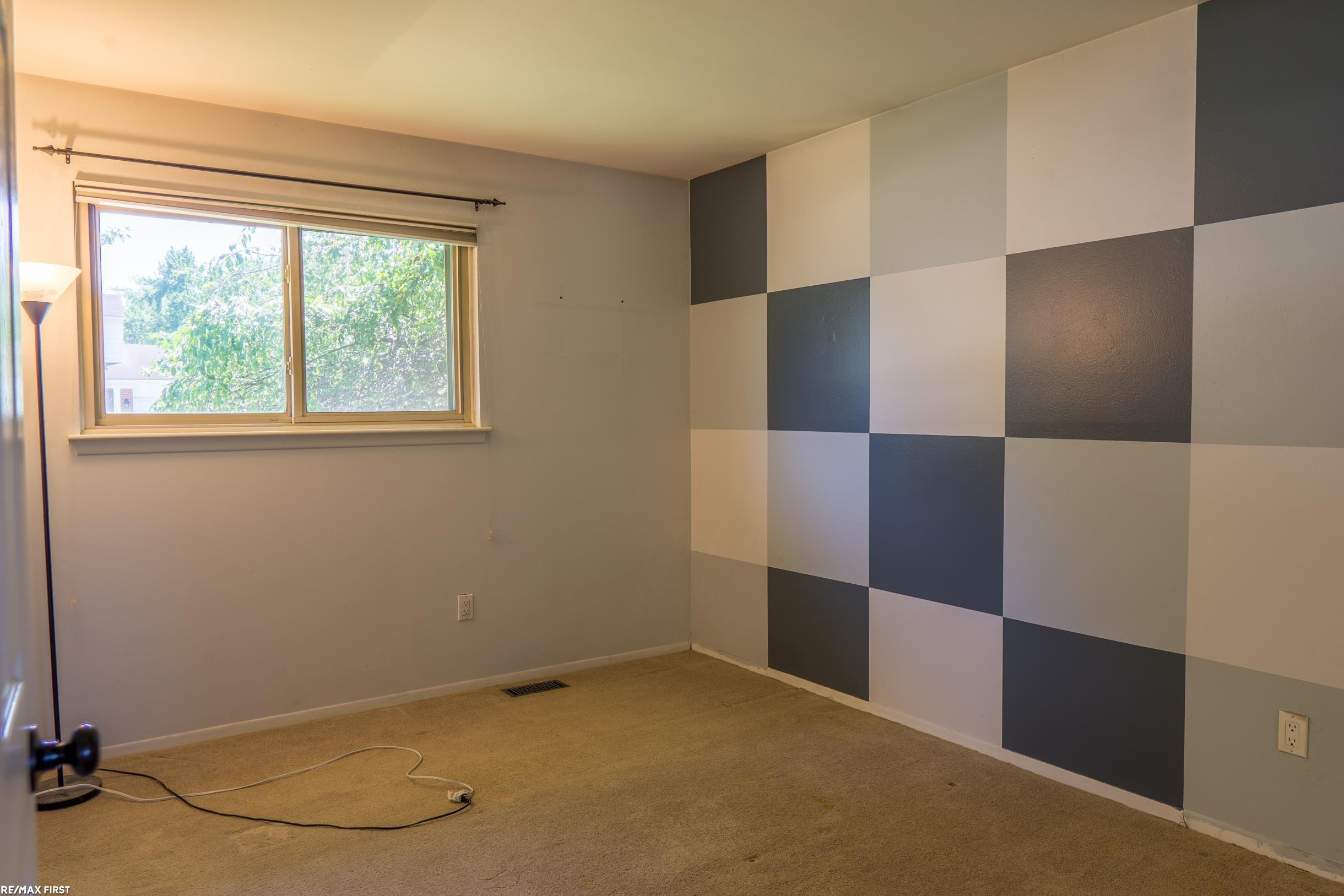 8655 Alwardt Drive, Sterling Heights, MI 48313 — Photo 15