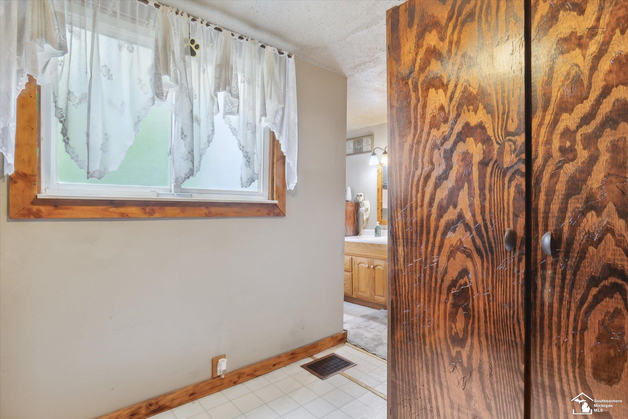 765 Eureka Street, Wyandotte, MI 48192 — Photo 36