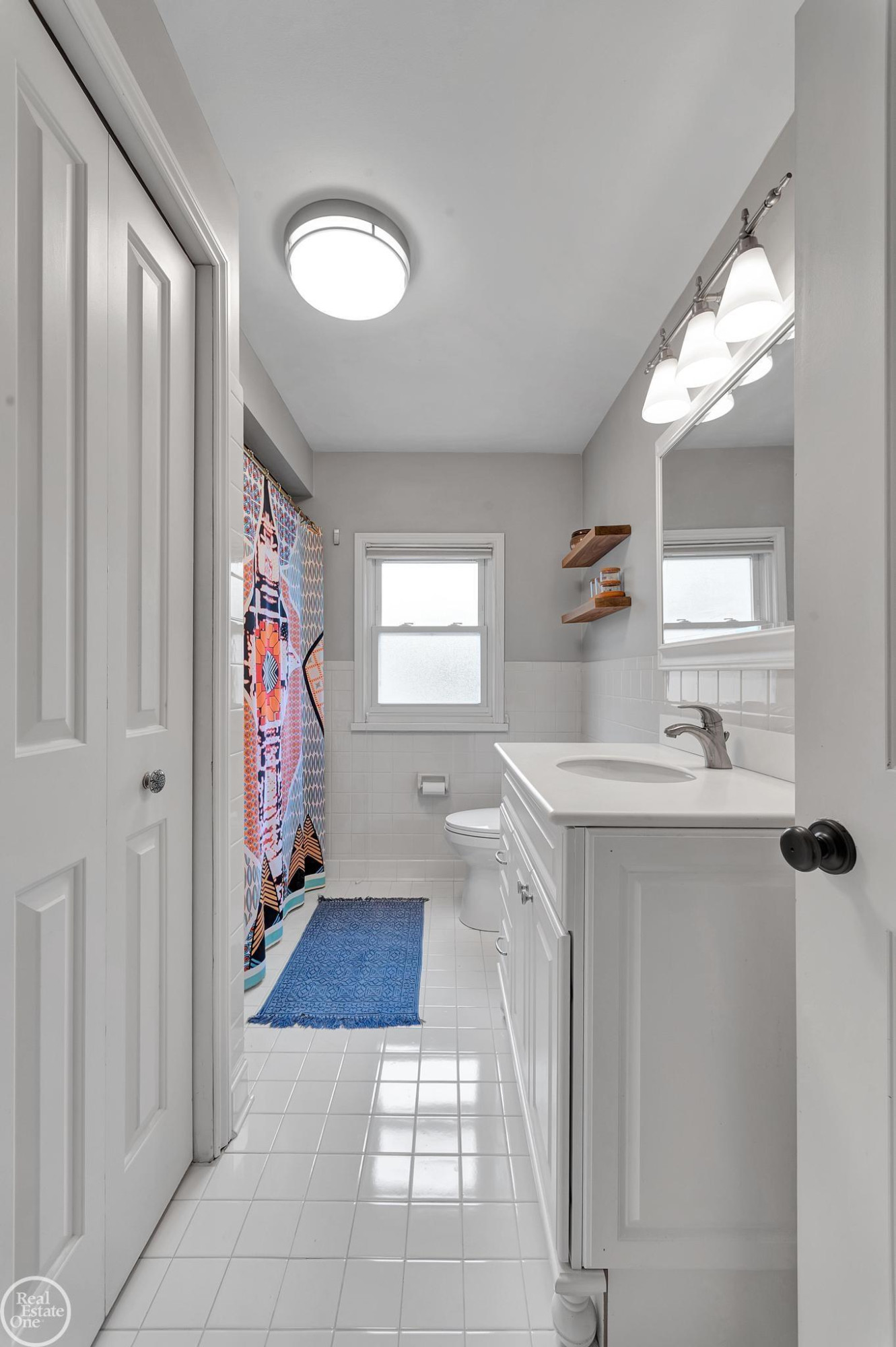 951 HAMPTON Street, Grosse Pointe Woods, MI 48236 — Photo 36
