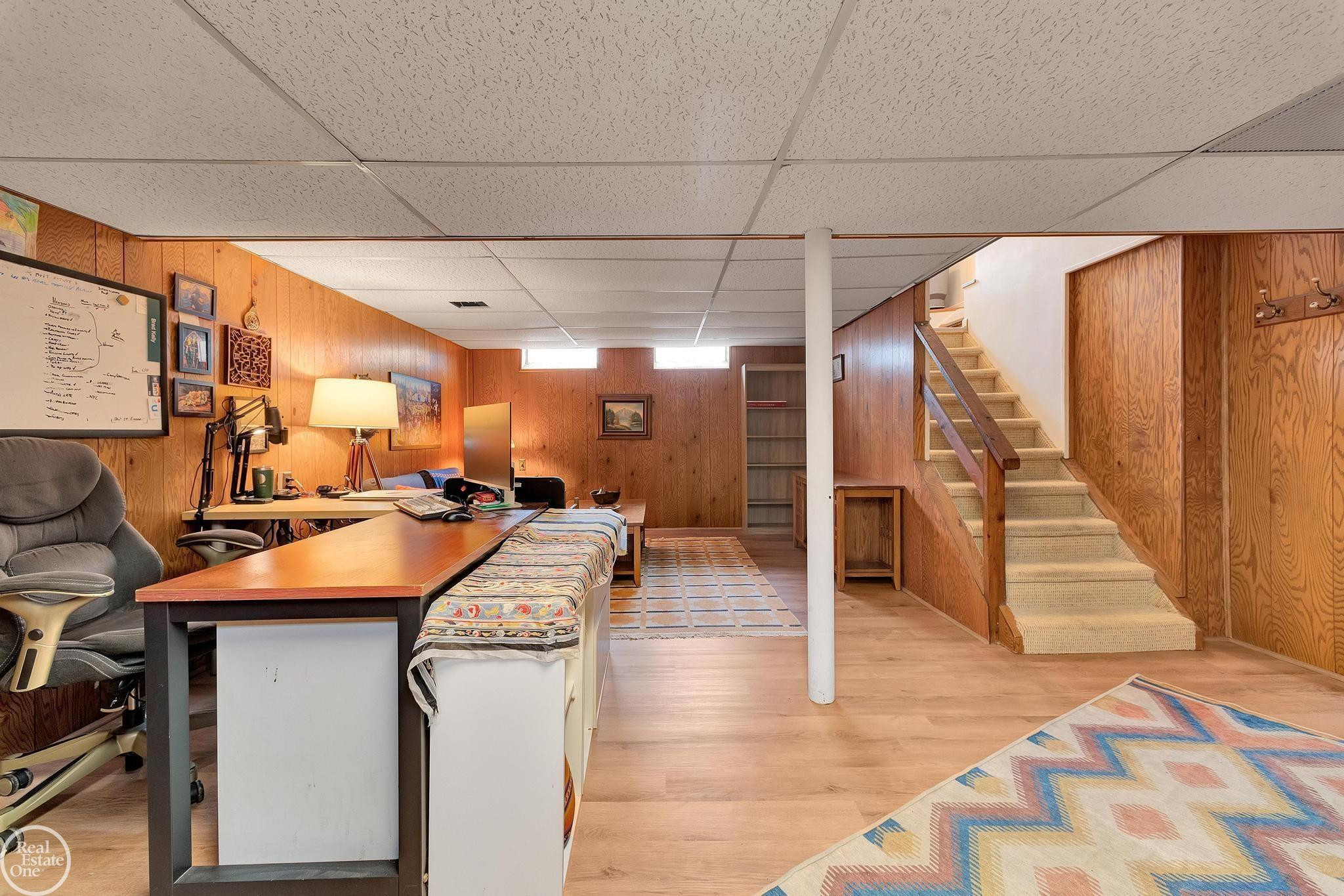 951 HAMPTON Street, Grosse Pointe Woods, MI 48236 — Photo 53