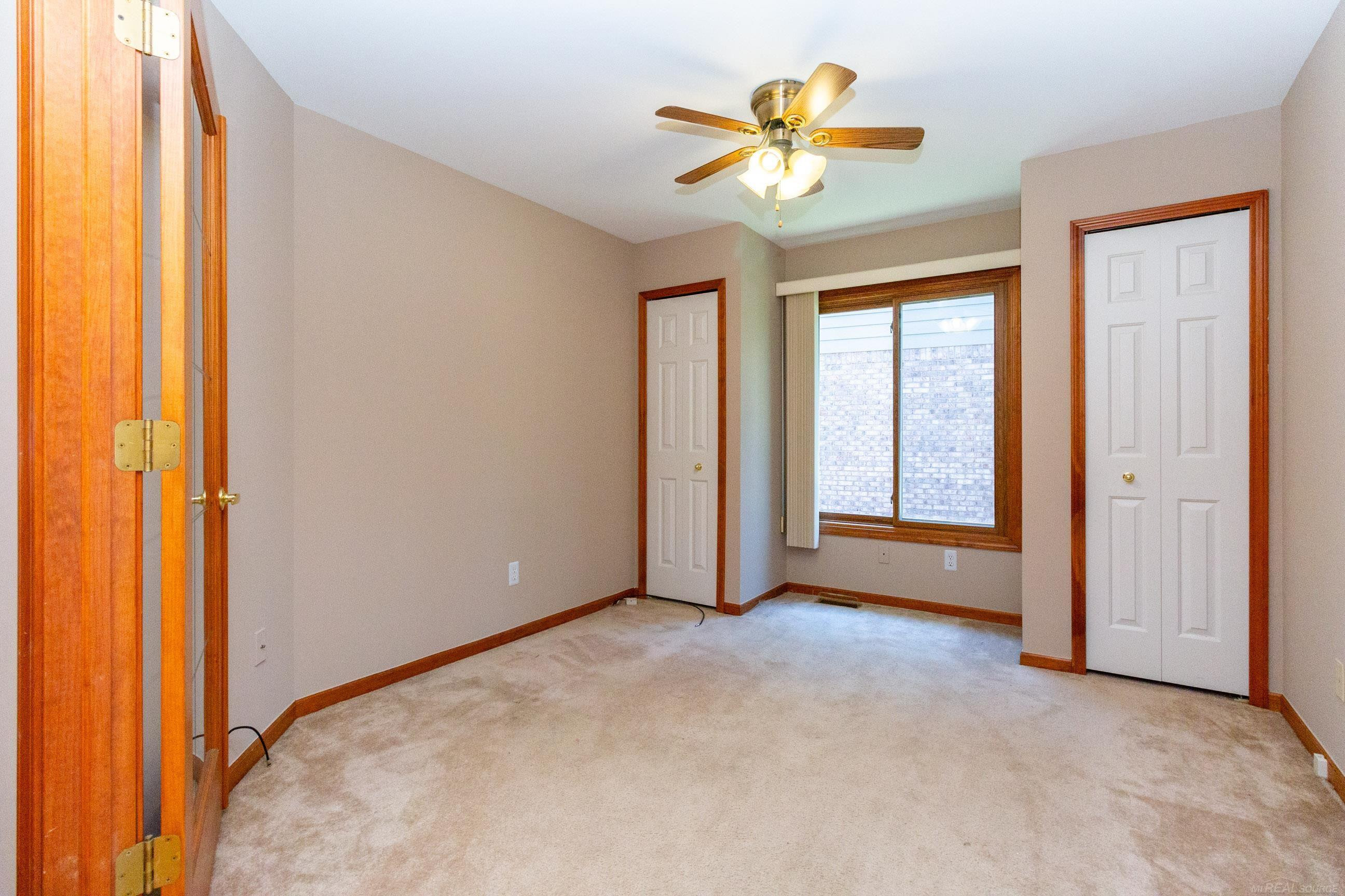 52538 Covecreek Drive, Macomb, MI 48044 — Photo 28