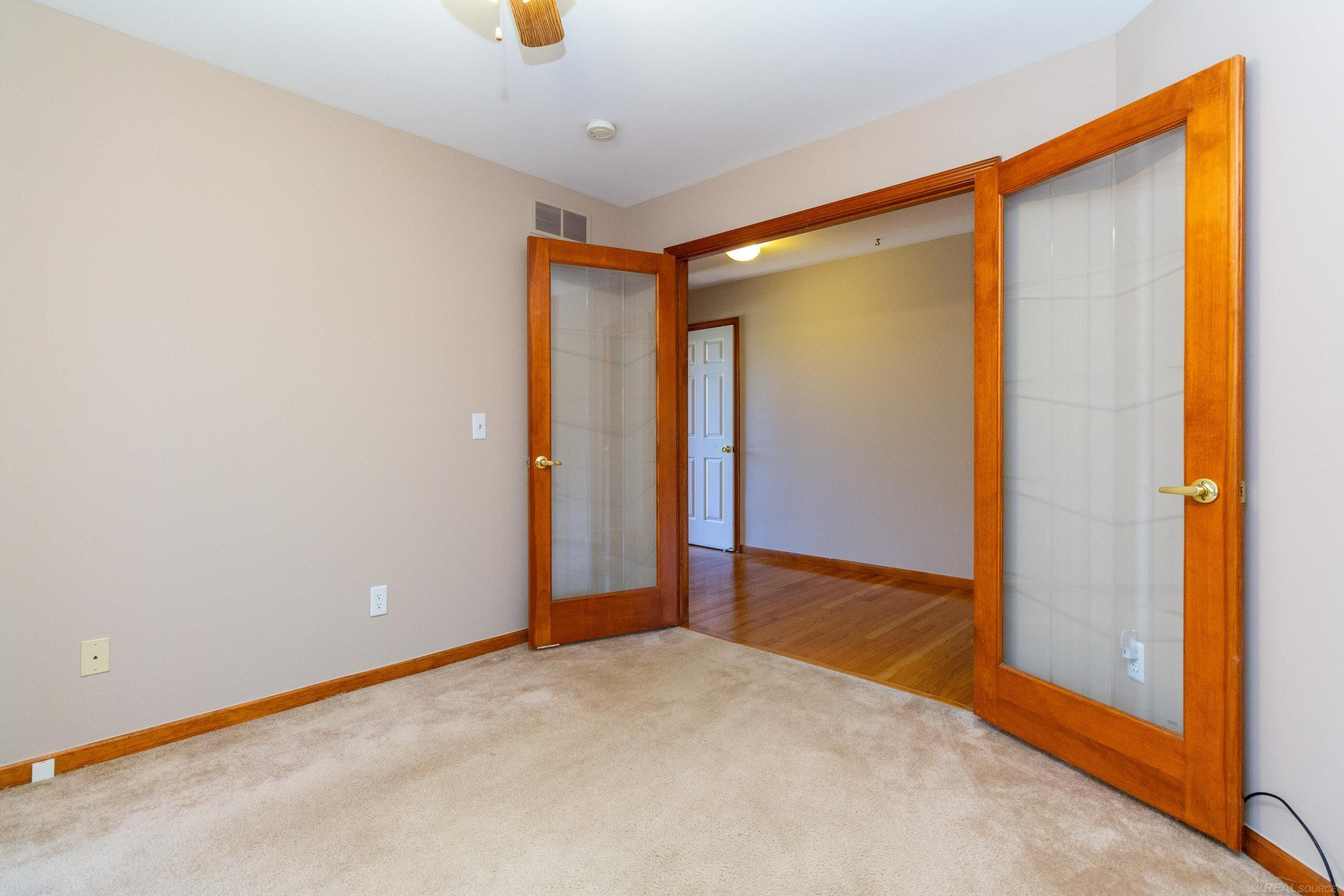 52538 Covecreek Drive, Macomb, MI 48044 — Photo 29