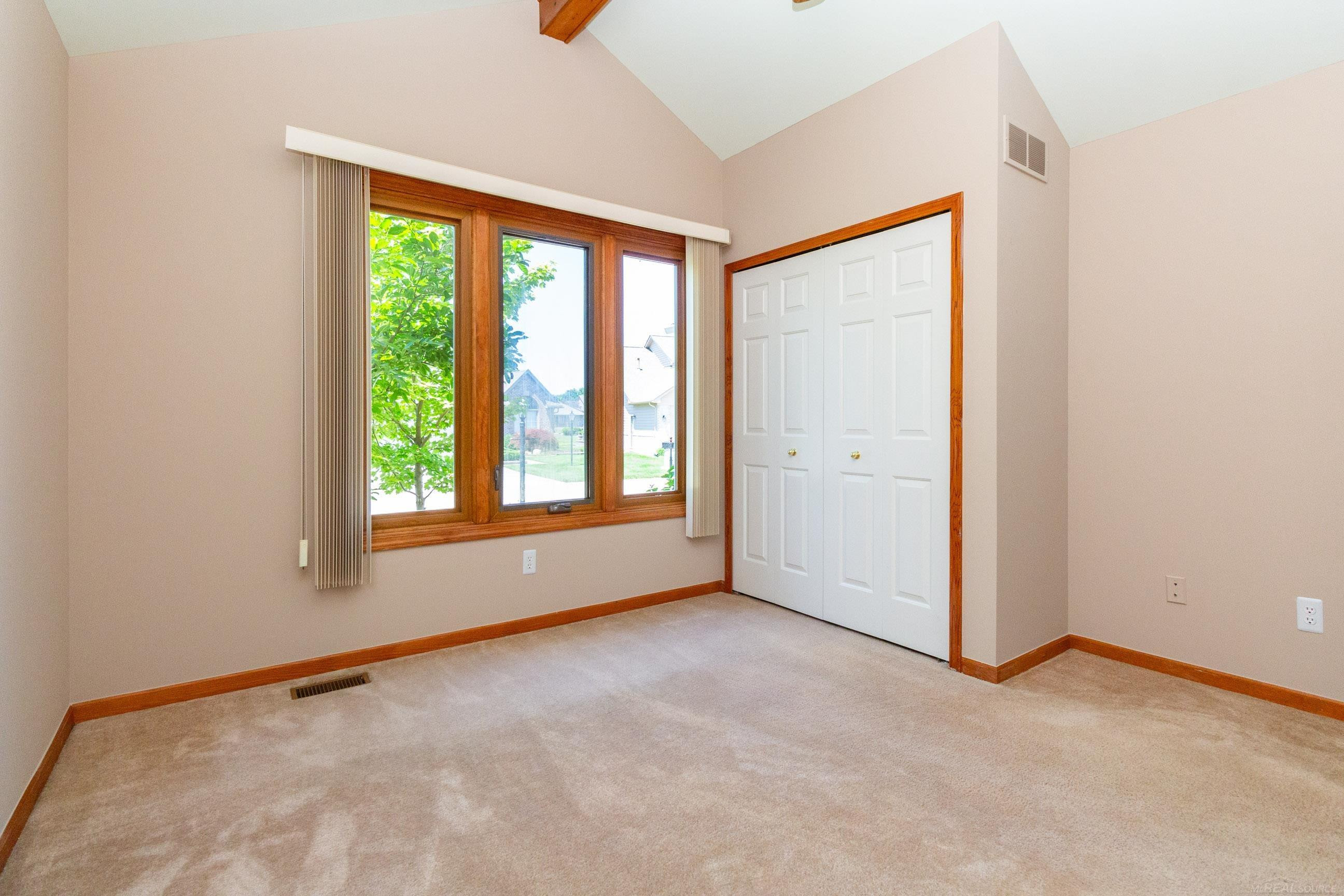 52538 Covecreek Drive, Macomb, MI 48044 — Photo 31