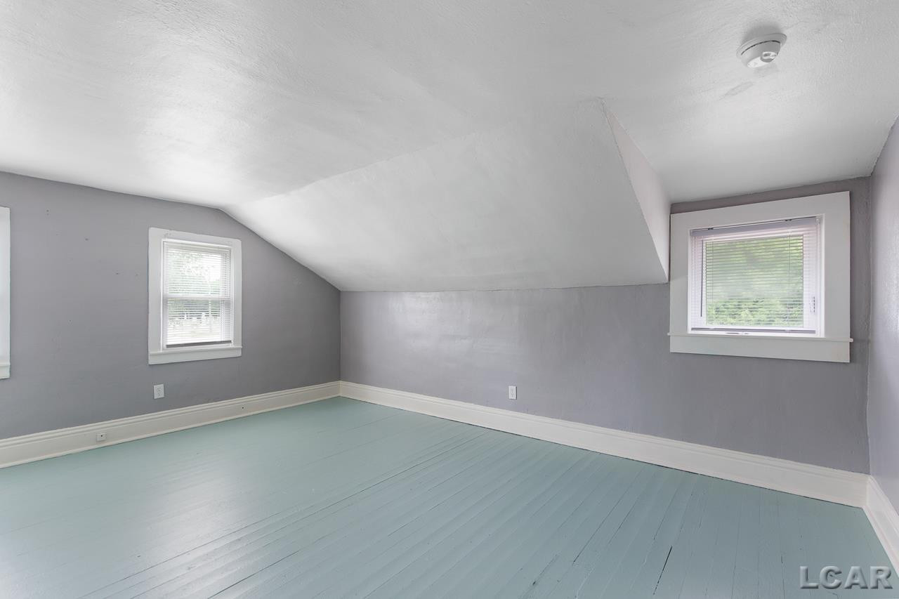215 Brown, MI 49236 — Photo 18