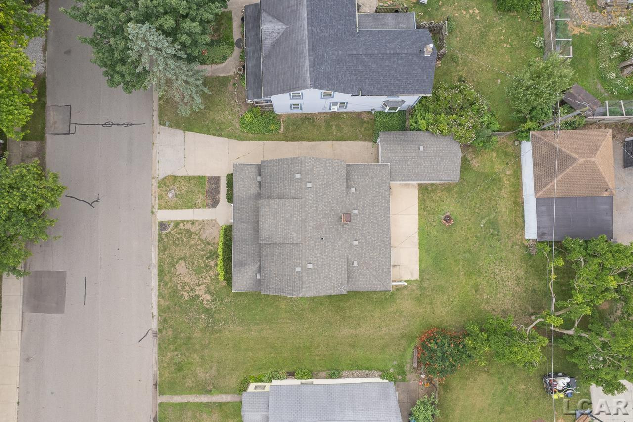215 Brown, MI 49236 — Photo 32