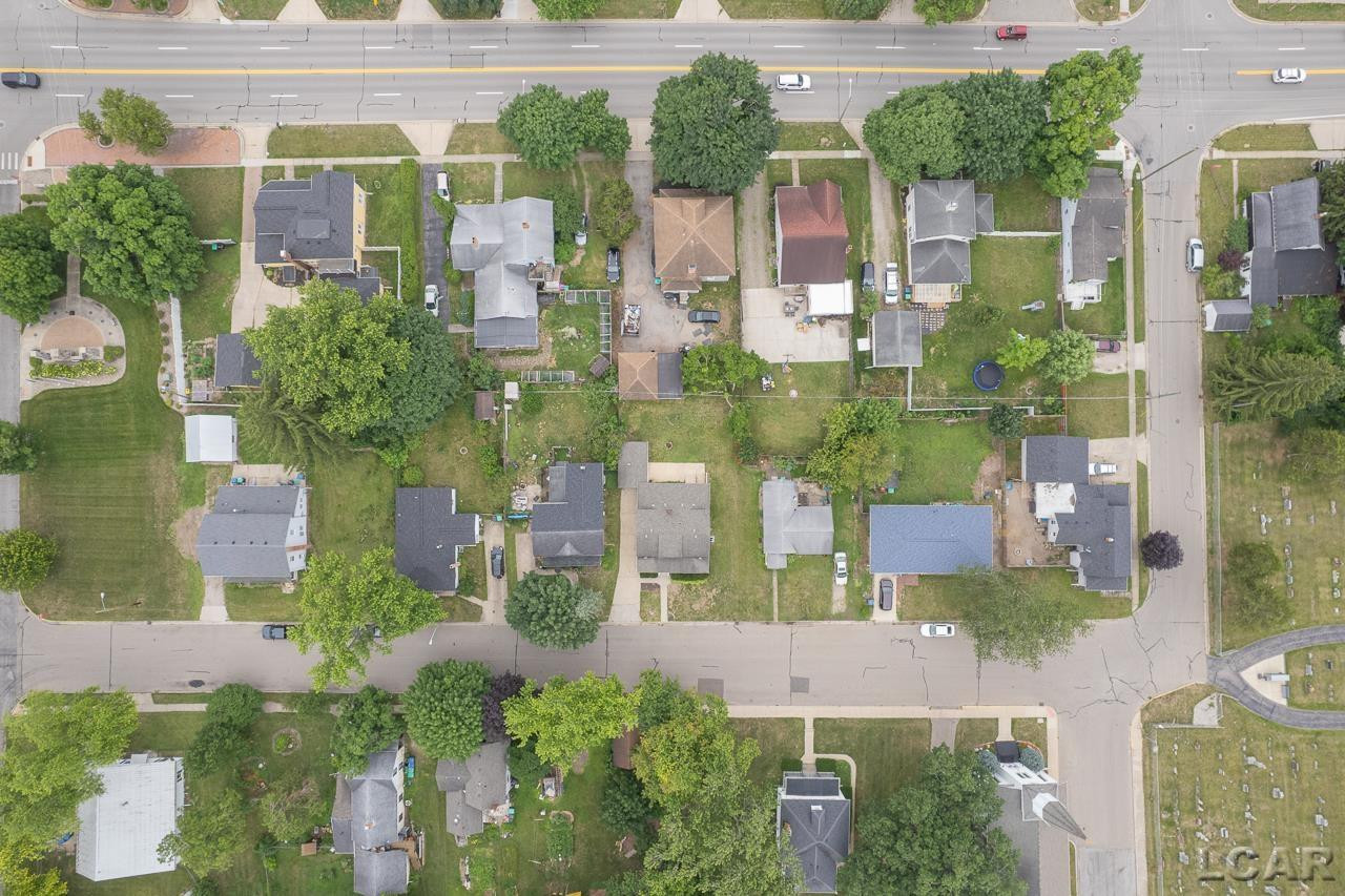 215 Brown, MI 49236 — Photo 34