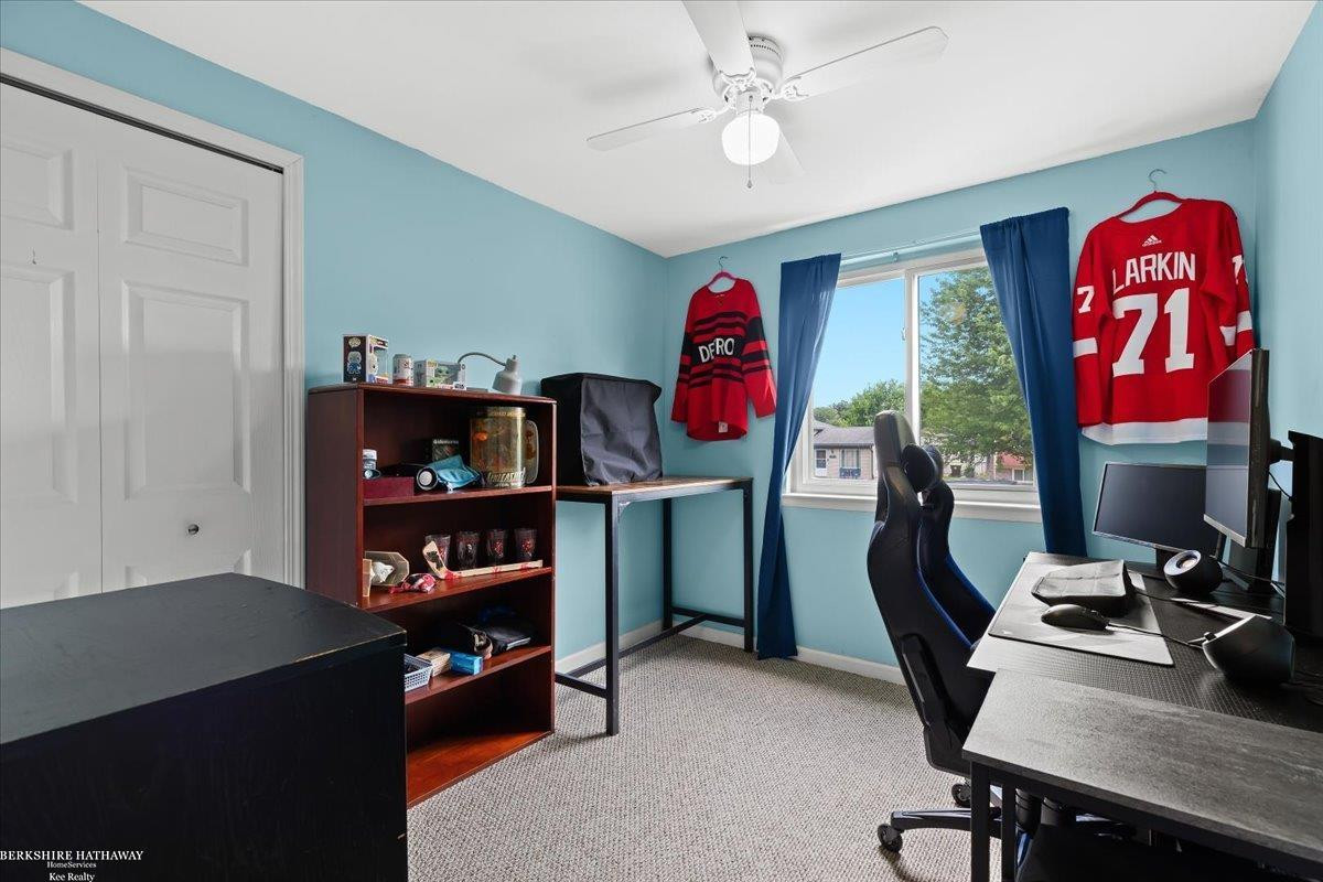 48279 Donahue Street, Chesterfield, MI 48047 — Photo 10
