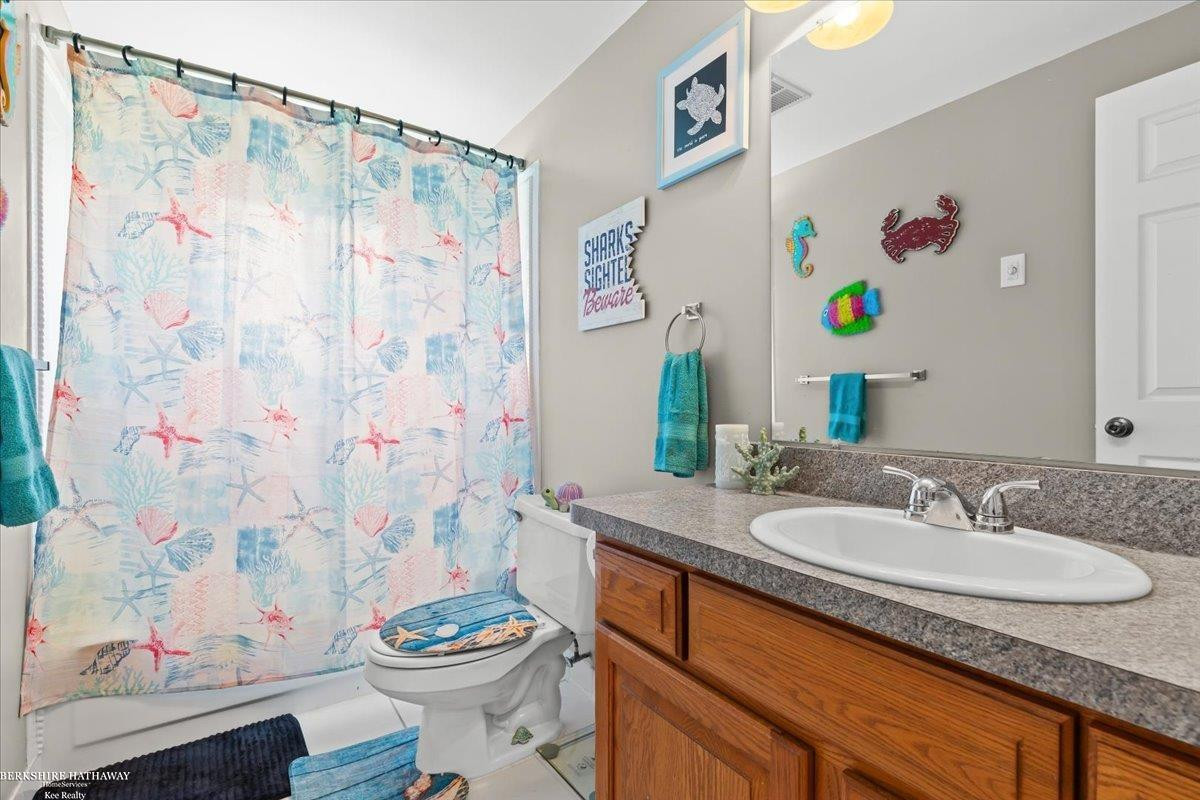 48279 Donahue Street, Chesterfield, MI 48047 — Photo 14
