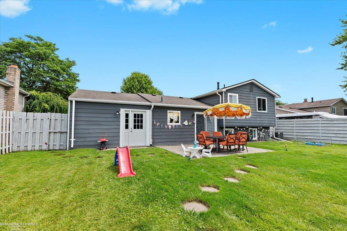 48279 Donahue Street, Chesterfield, MI 48047 — Photo 24