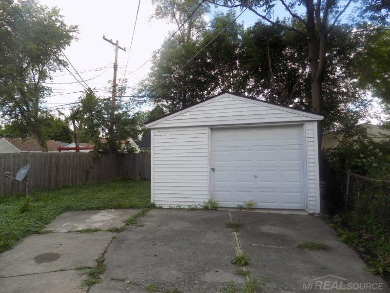 8087 Lozier Avenue, Warren, MI 48089 — Photo 2