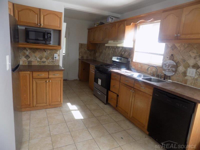 8087 Lozier Avenue, Warren, MI 48089 — Photo 7