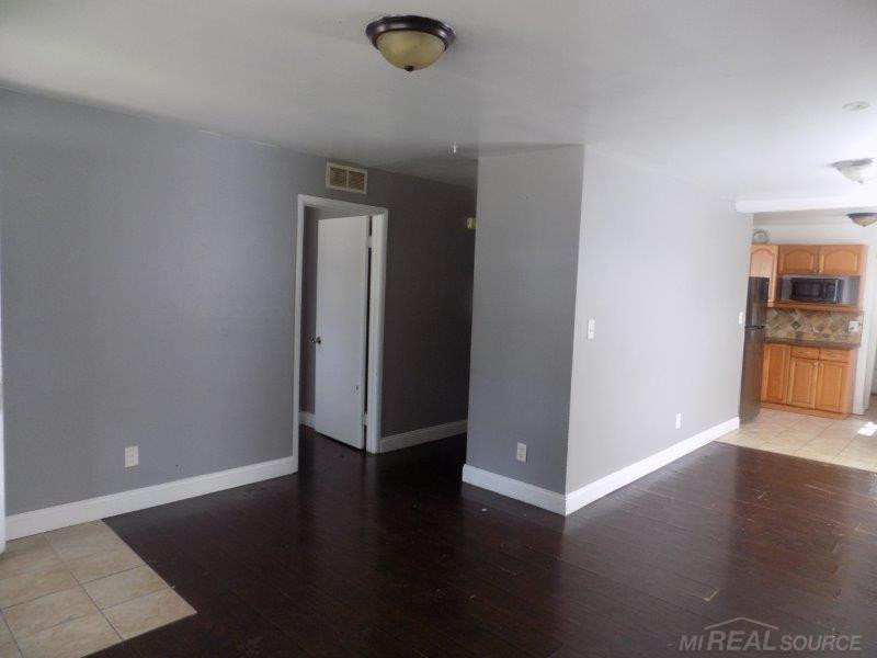 8087 Lozier Avenue, Warren, MI 48089 — Photo 13