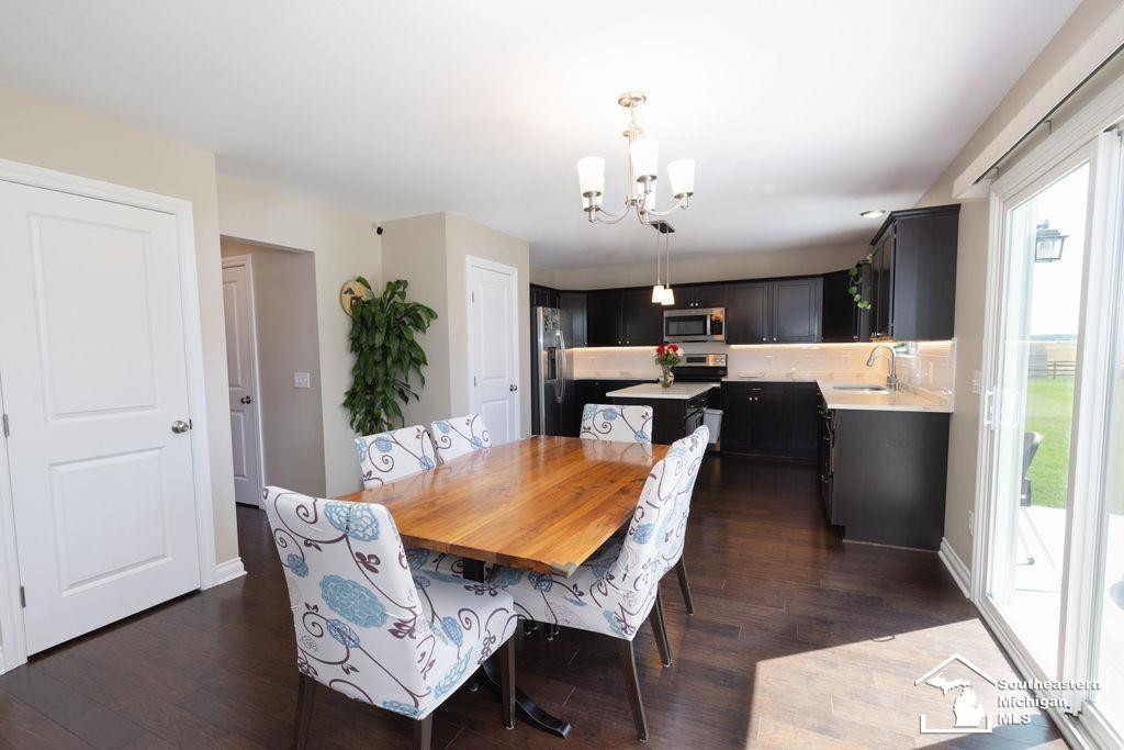 7538 Iris Drive, Temperance, MI 48182 — Photo 14