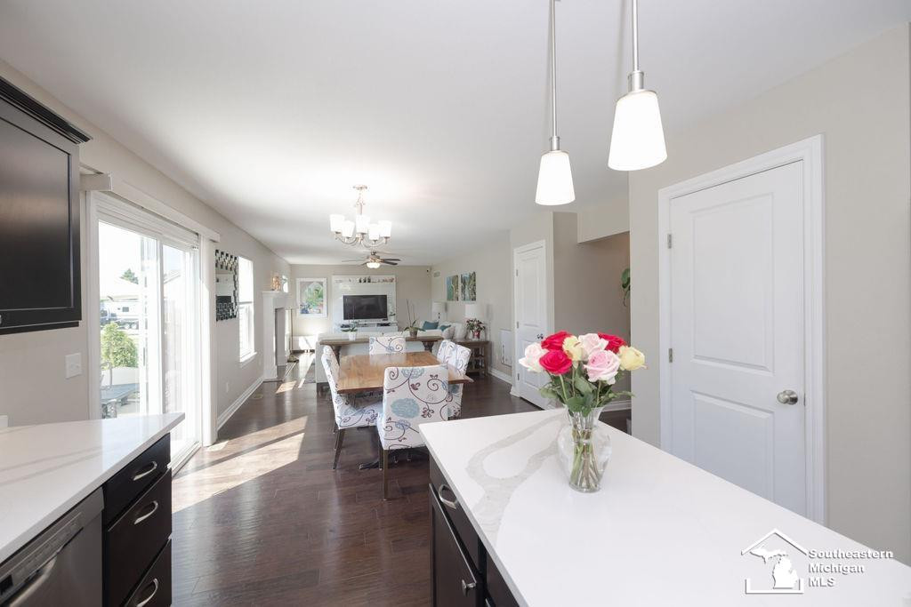 7538 Iris Drive, Temperance, MI 48182 — Photo 18