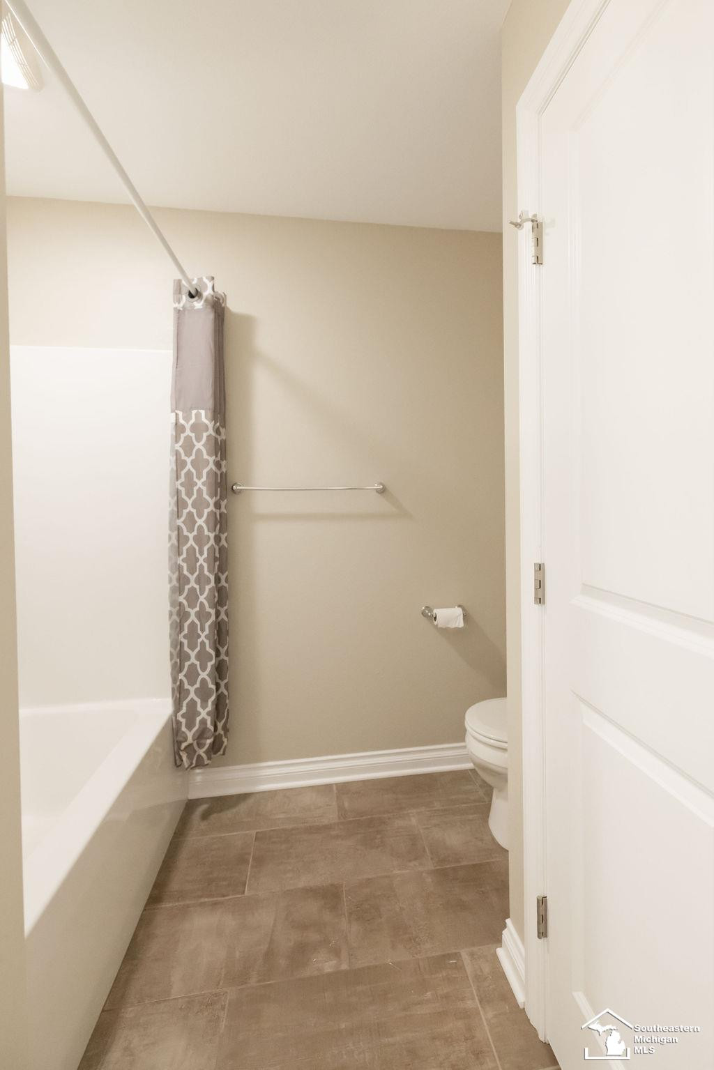 7538 Iris Drive, Temperance, MI 48182 — Photo 39