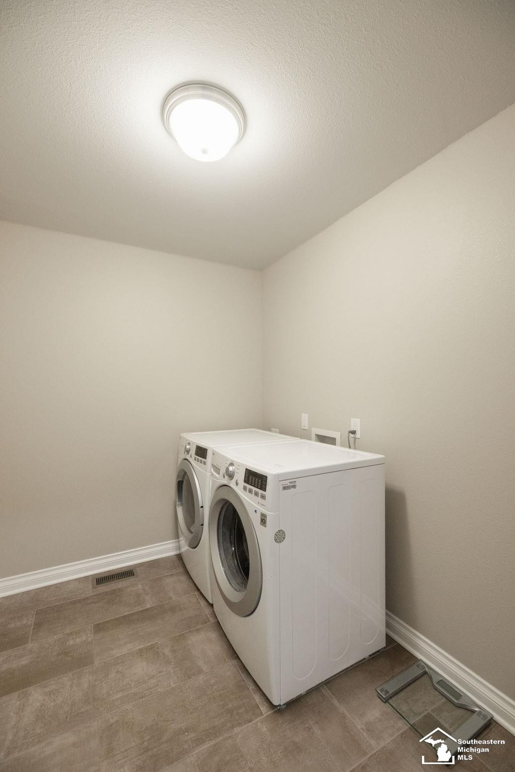 7538 Iris Drive, Temperance, MI 48182 — Photo 41