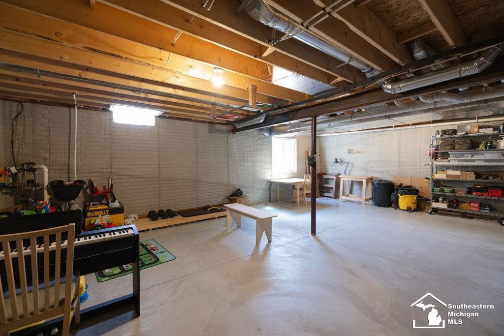 7538 Iris Drive, Temperance, MI 48182 — Photo 43