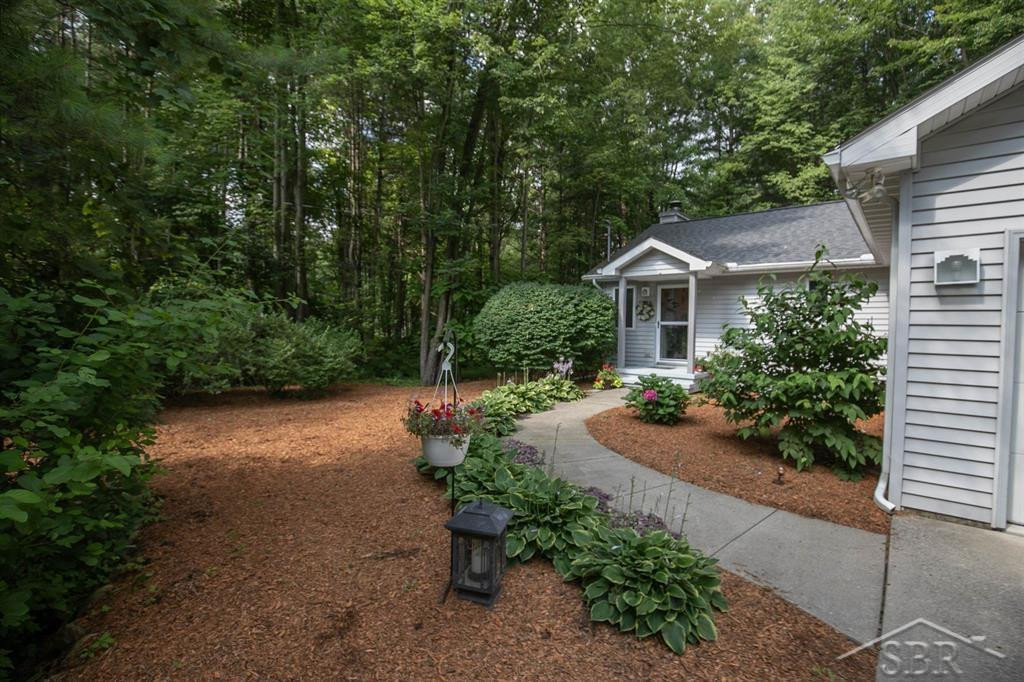 2313 N Meridian Road, Sanford, MI 48657 — Photo 3