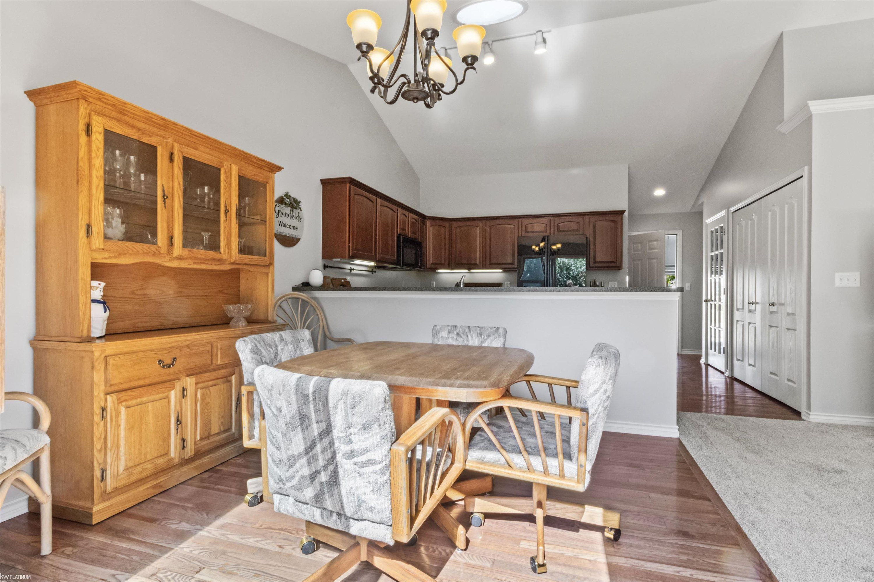 688 Snowbird Circle, MI 48079 — Photo 14