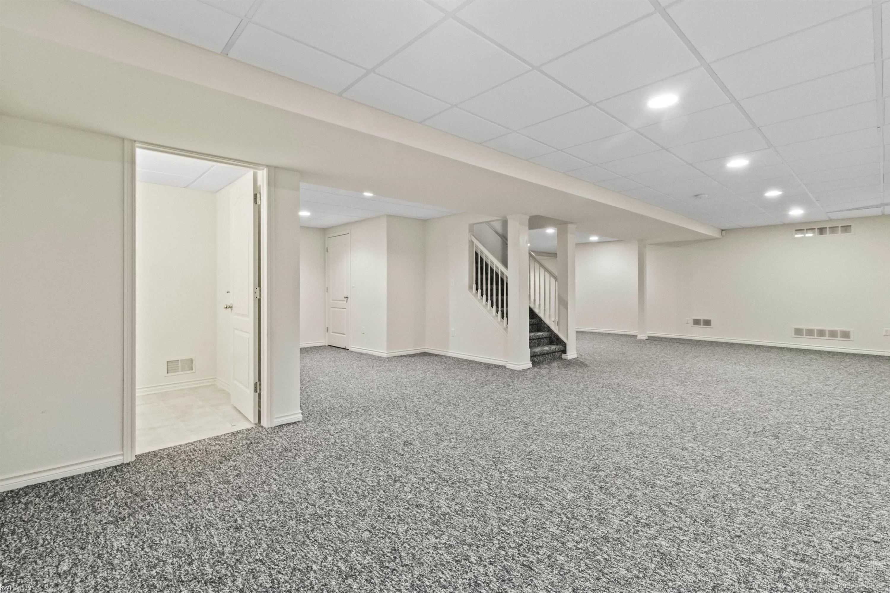 688 Snowbird Circle, MI 48079 — Photo 29