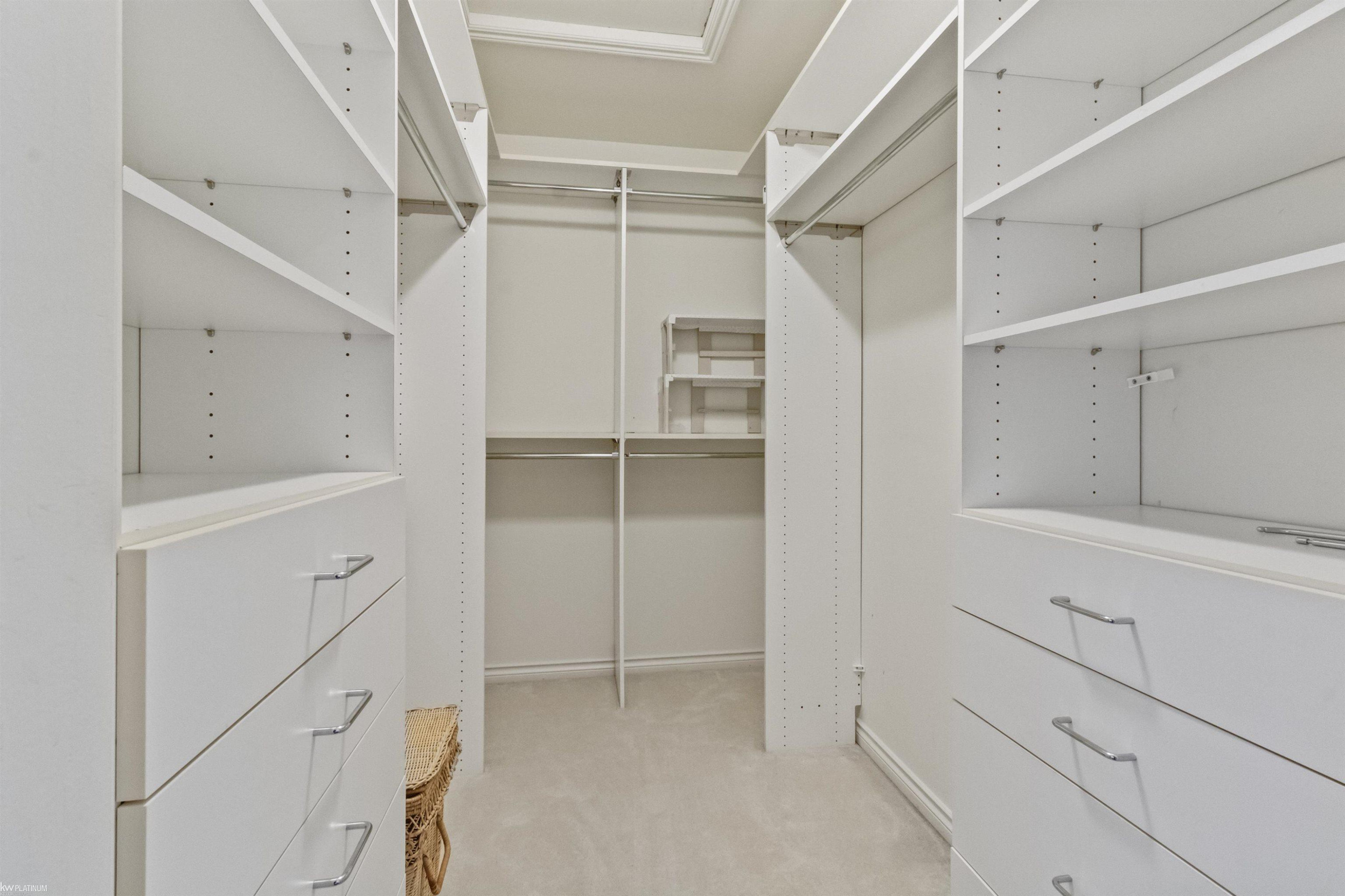 688 Snowbird Circle, MI 48079 — Photo 34