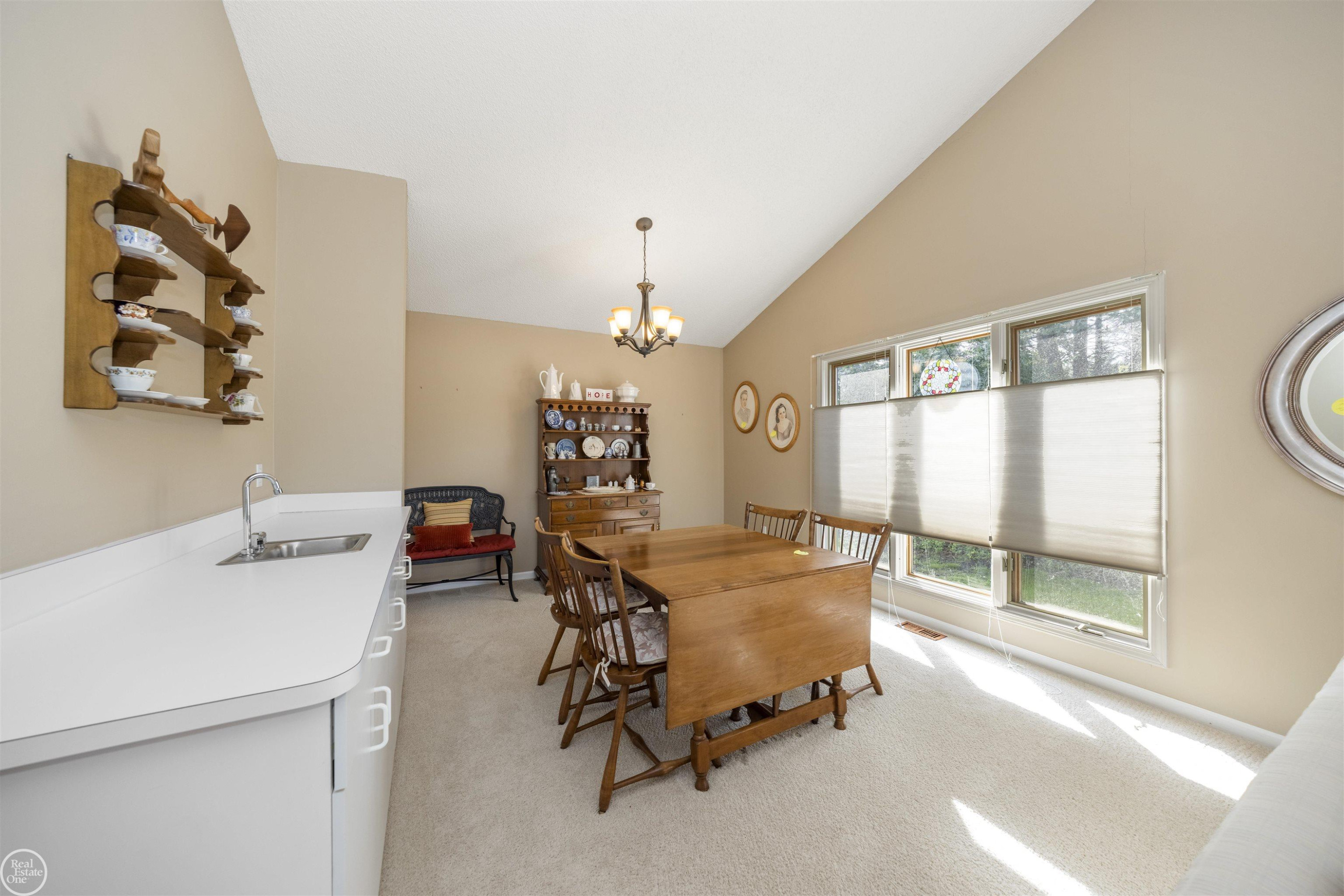 29486 Cove Creek Lane, 29, Farmington Hills, MI 48334 — Photo 5