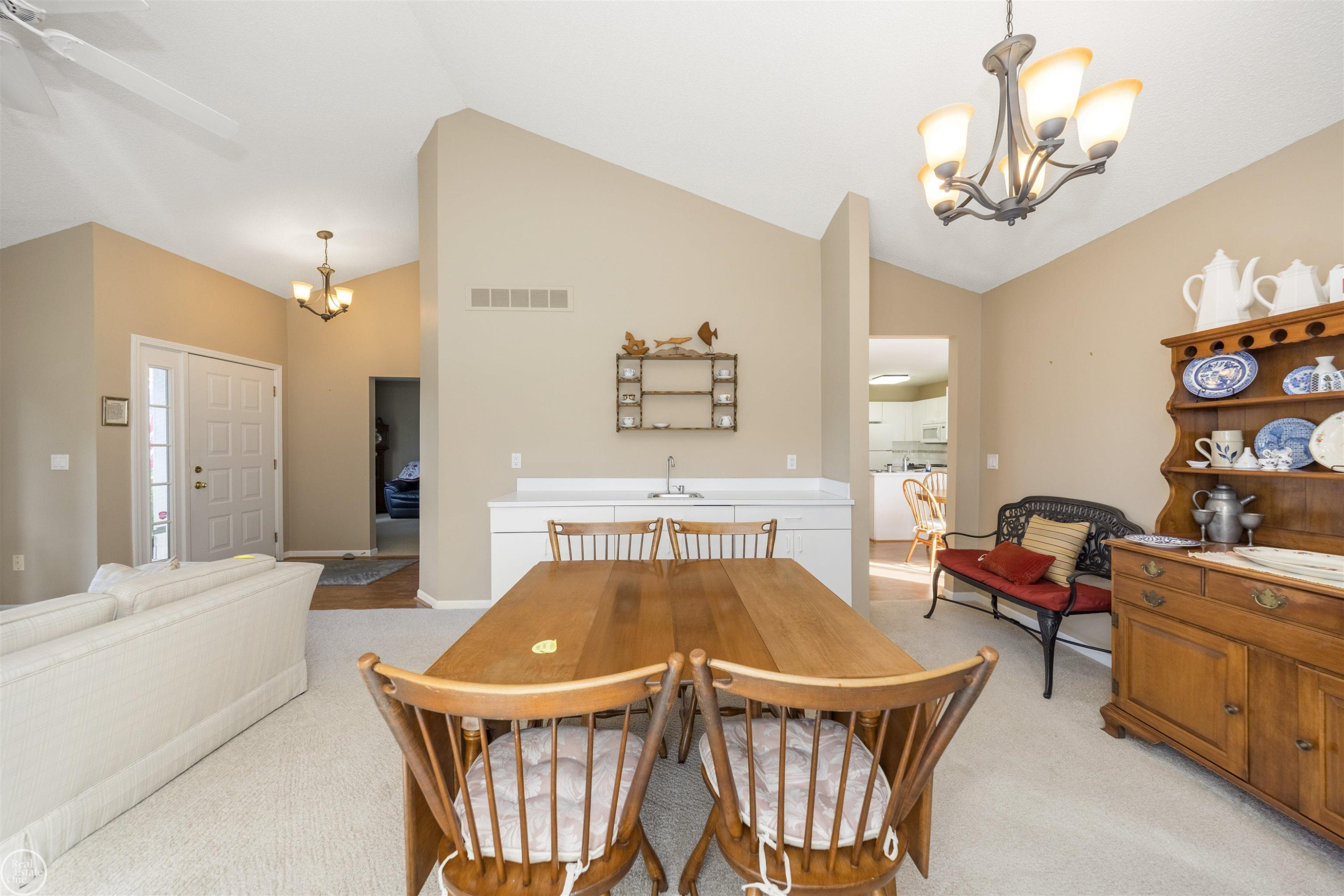 29486 Cove Creek Lane, 29, Farmington Hills, MI 48334 — Photo 7