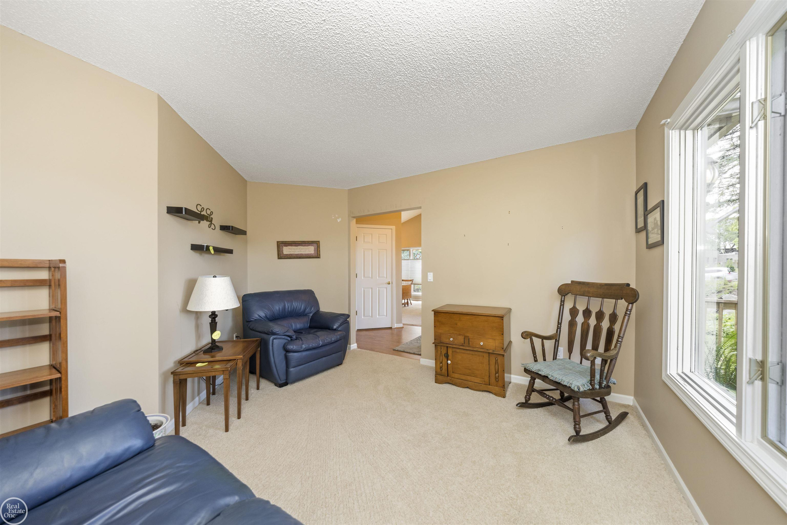29486 Cove Creek Lane, 29, Farmington Hills, MI 48334 — Photo 11