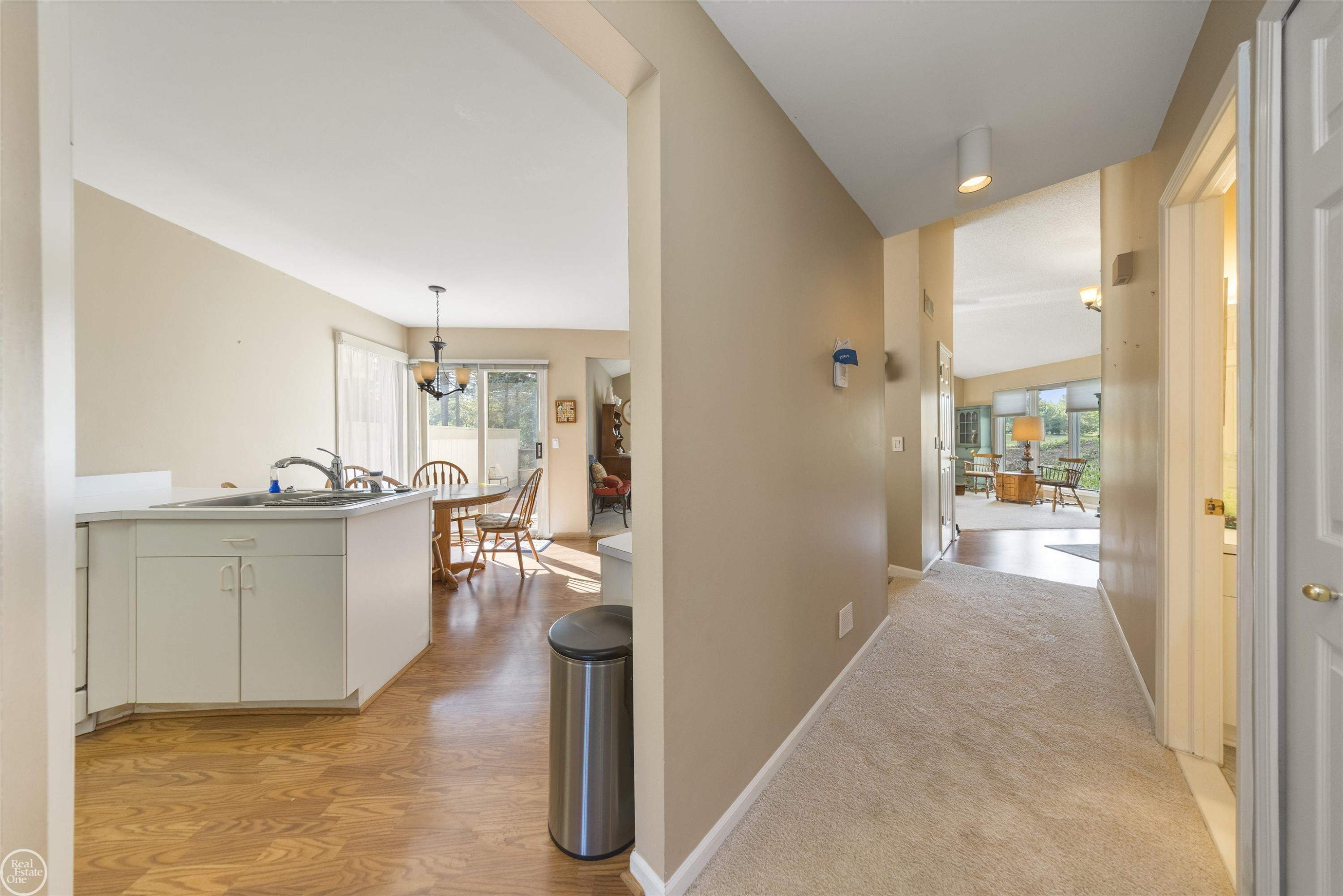 29486 Cove Creek Lane, 29, Farmington Hills, MI 48334 — Photo 12
