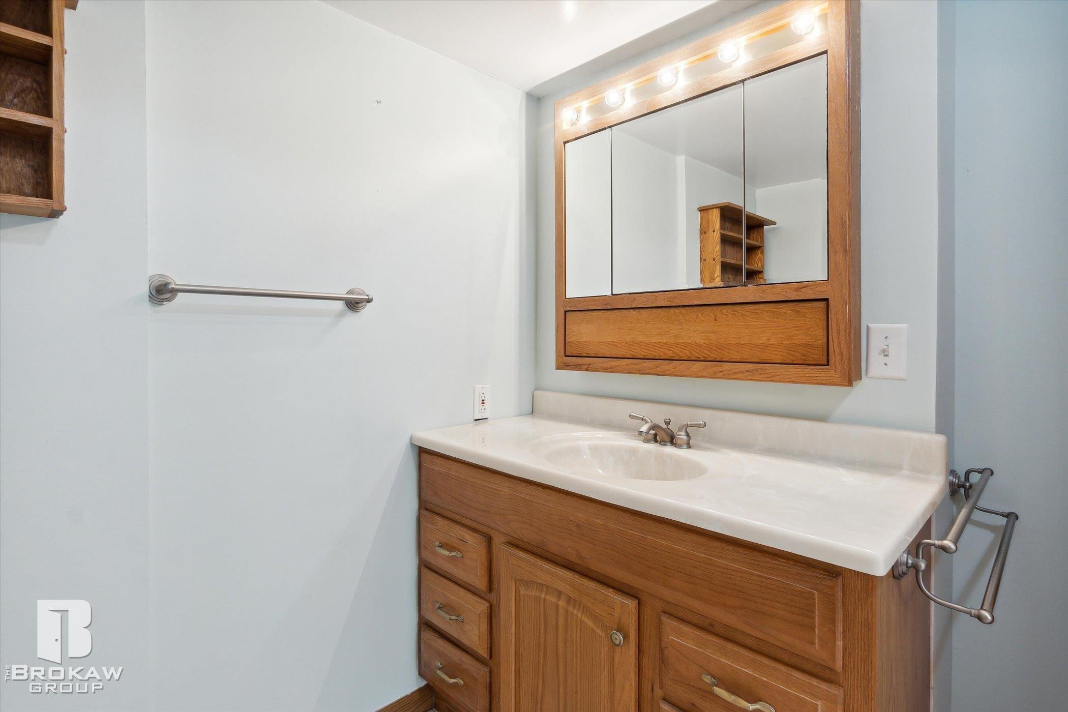 1720 Lakewood Circle, Lapeer, MI 48446 — Photo 28