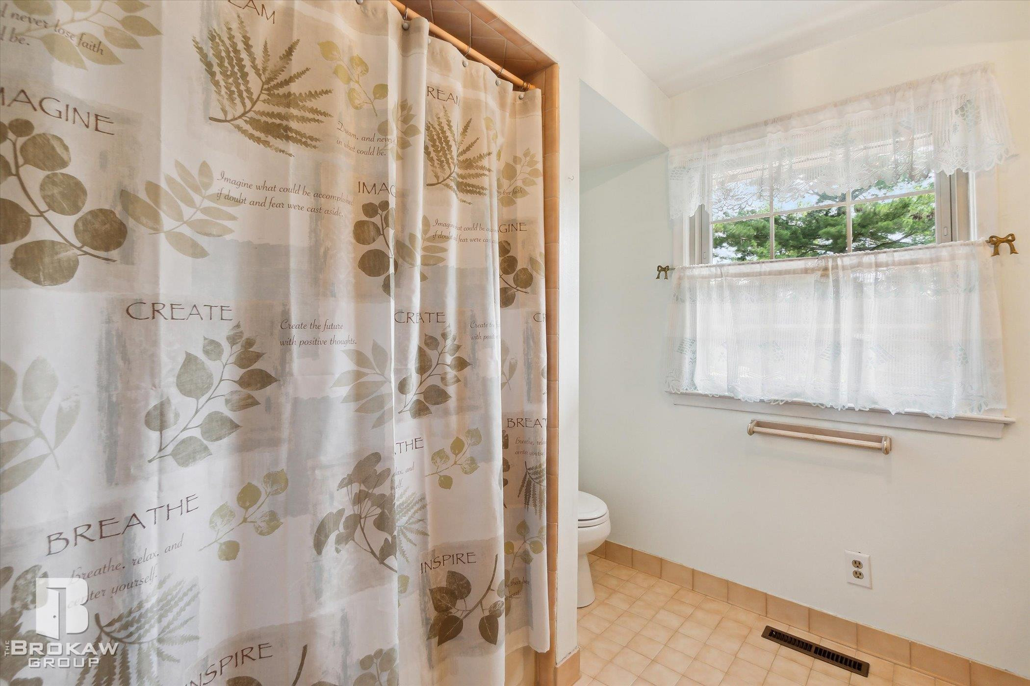 1720 Lakewood Circle, Lapeer, MI 48446 — Photo 41