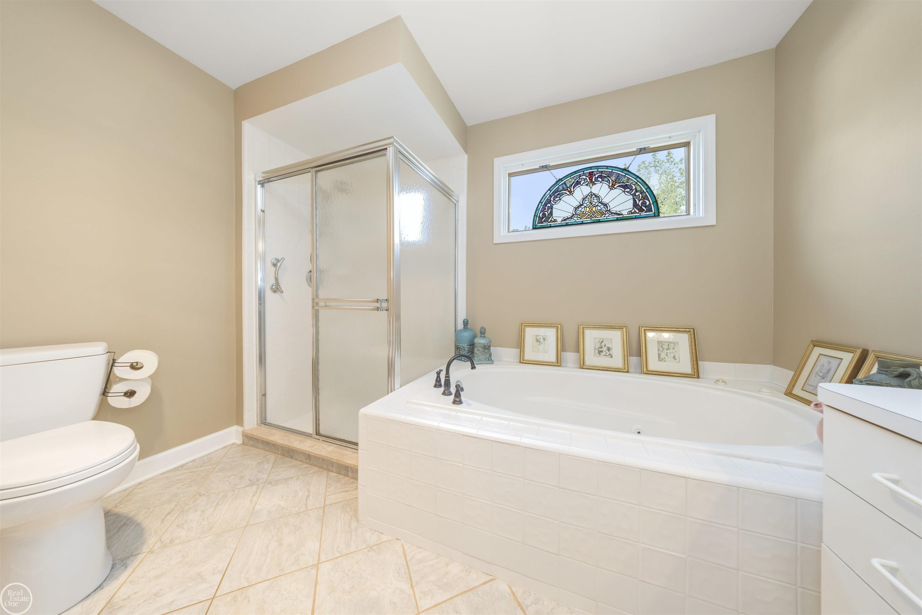 29486 Cove Creek Lane, 29, Farmington Hills, MI 48334 — Photo 25