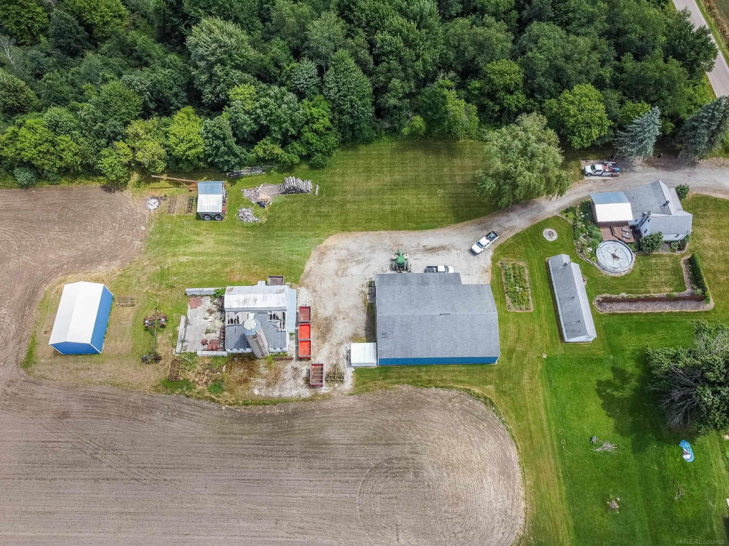 7822 Metcalf Road, Avoca, MI 48006 — Photo 4