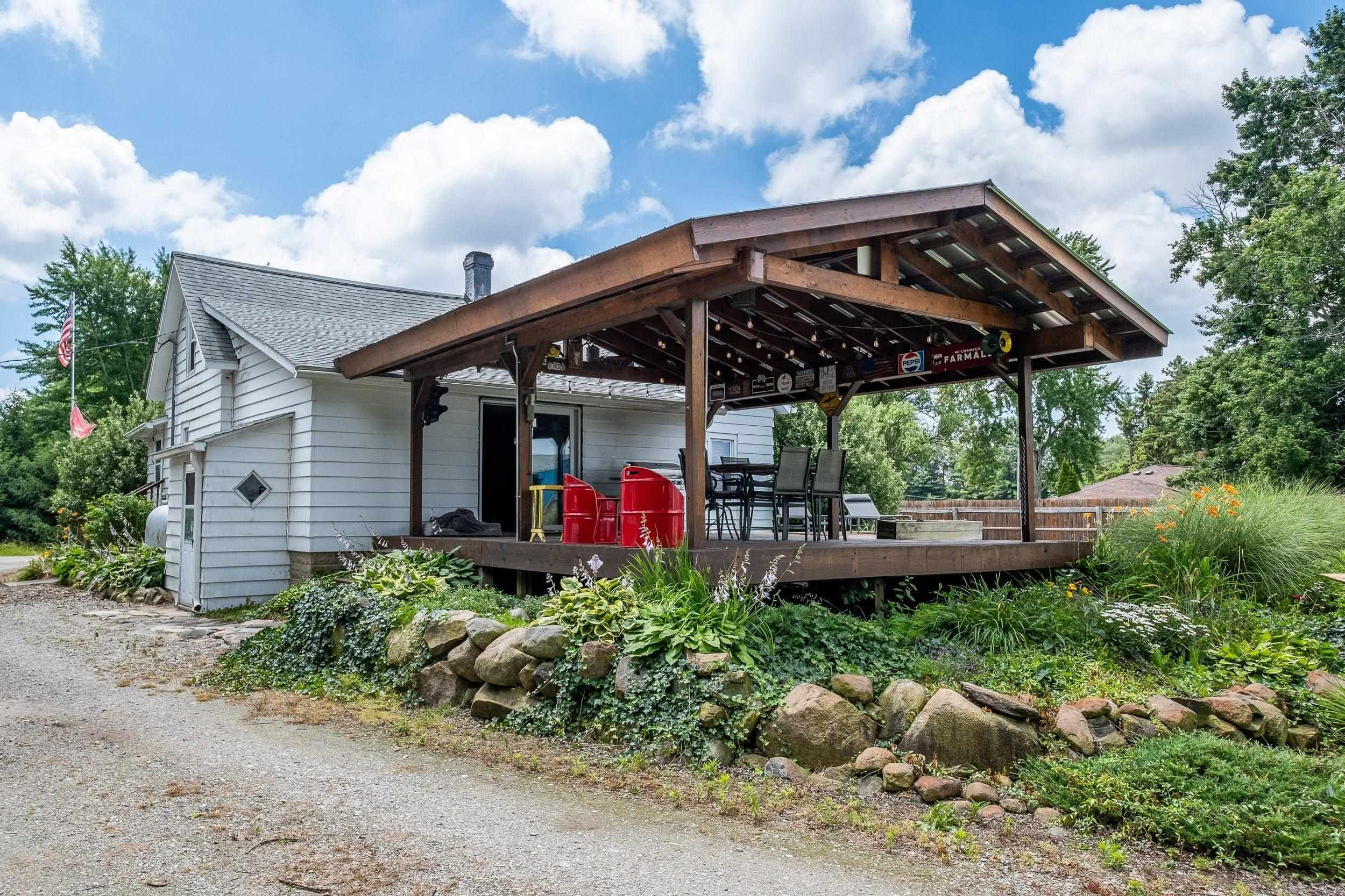 7822 Metcalf Road, Avoca, MI 48006 — Photo 11