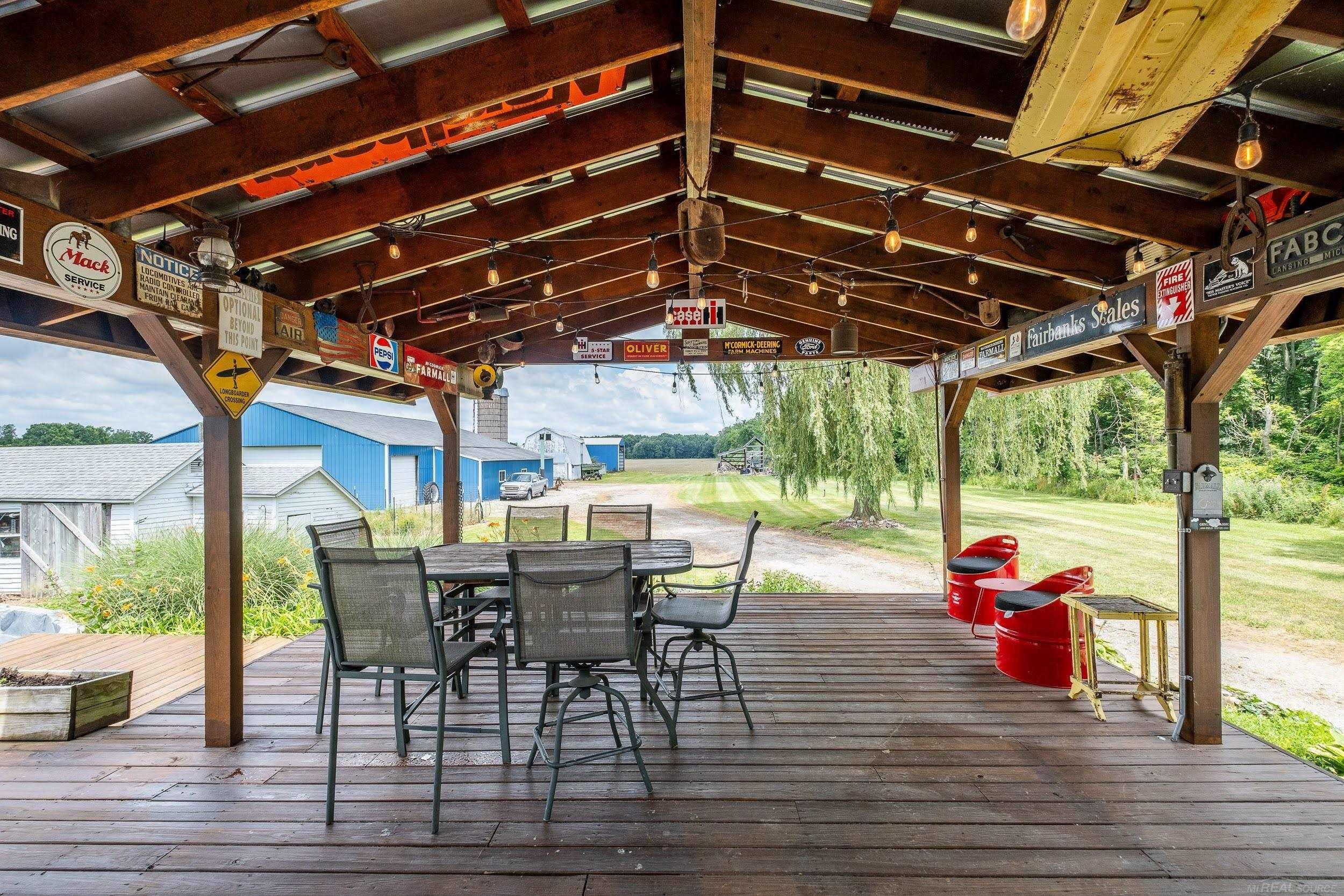 7822 Metcalf Road, Avoca, MI 48006 — Photo 12