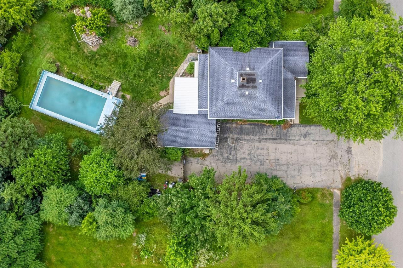 32 S High Street, MI 48419 — Photo 29