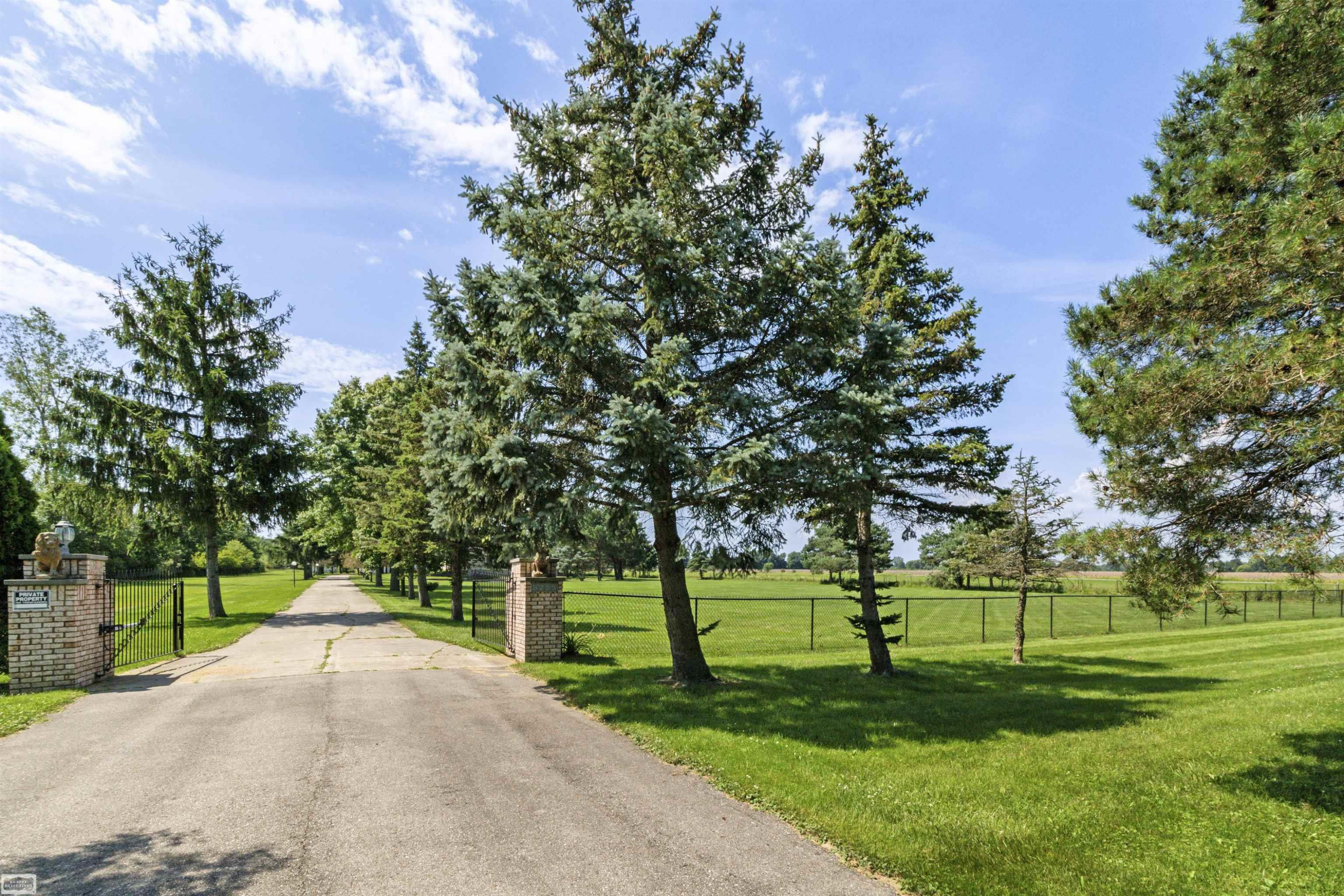 8255 Marine City Highway, MI — Photo 9