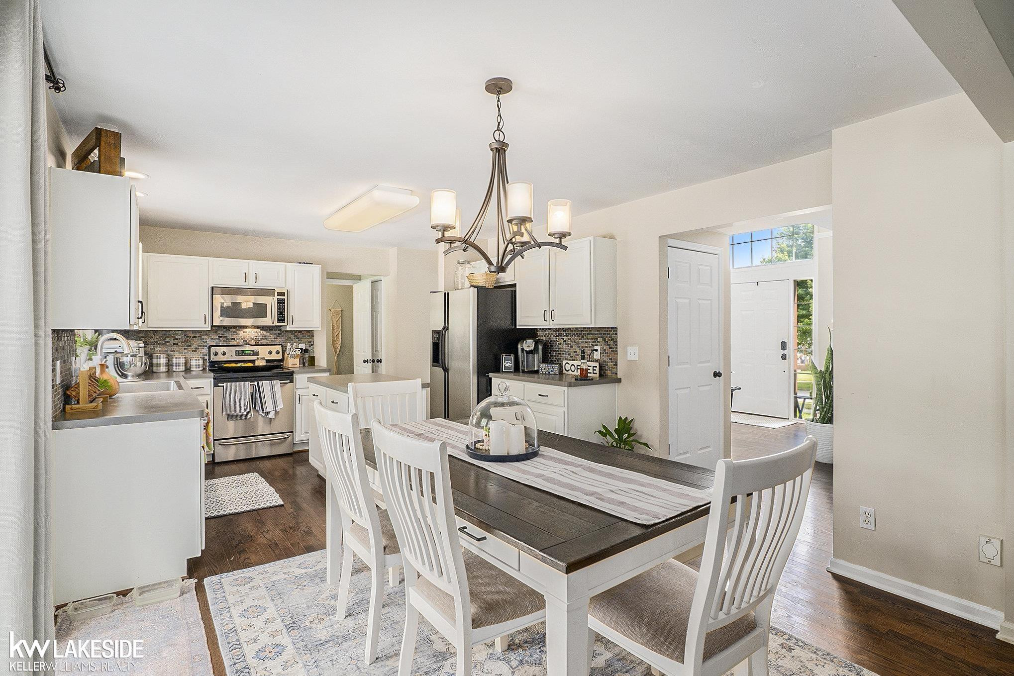 838 Canyon Creek Drive, Holly, MI 48442 — Photo 9